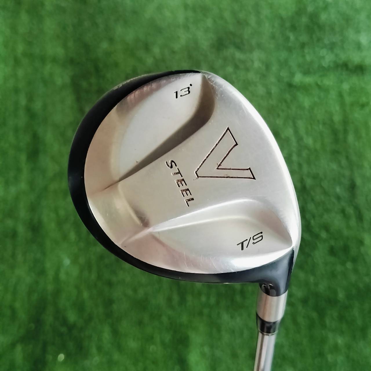 FW3 T/S TAYLORMADE V STEEL องศา 13 สเปคโหดที่สุด มันส์แน่!!! องศาชัน ก้านเหล็ก เป็น DYNAMIC GOLD LITE FLEX R ก้านเบา เป็นรุ่นที่ตีดีมากๆ ไม้กอล์ฟพรีเมี่ยมมือสอง ของแท้ By NakaraLuxurious