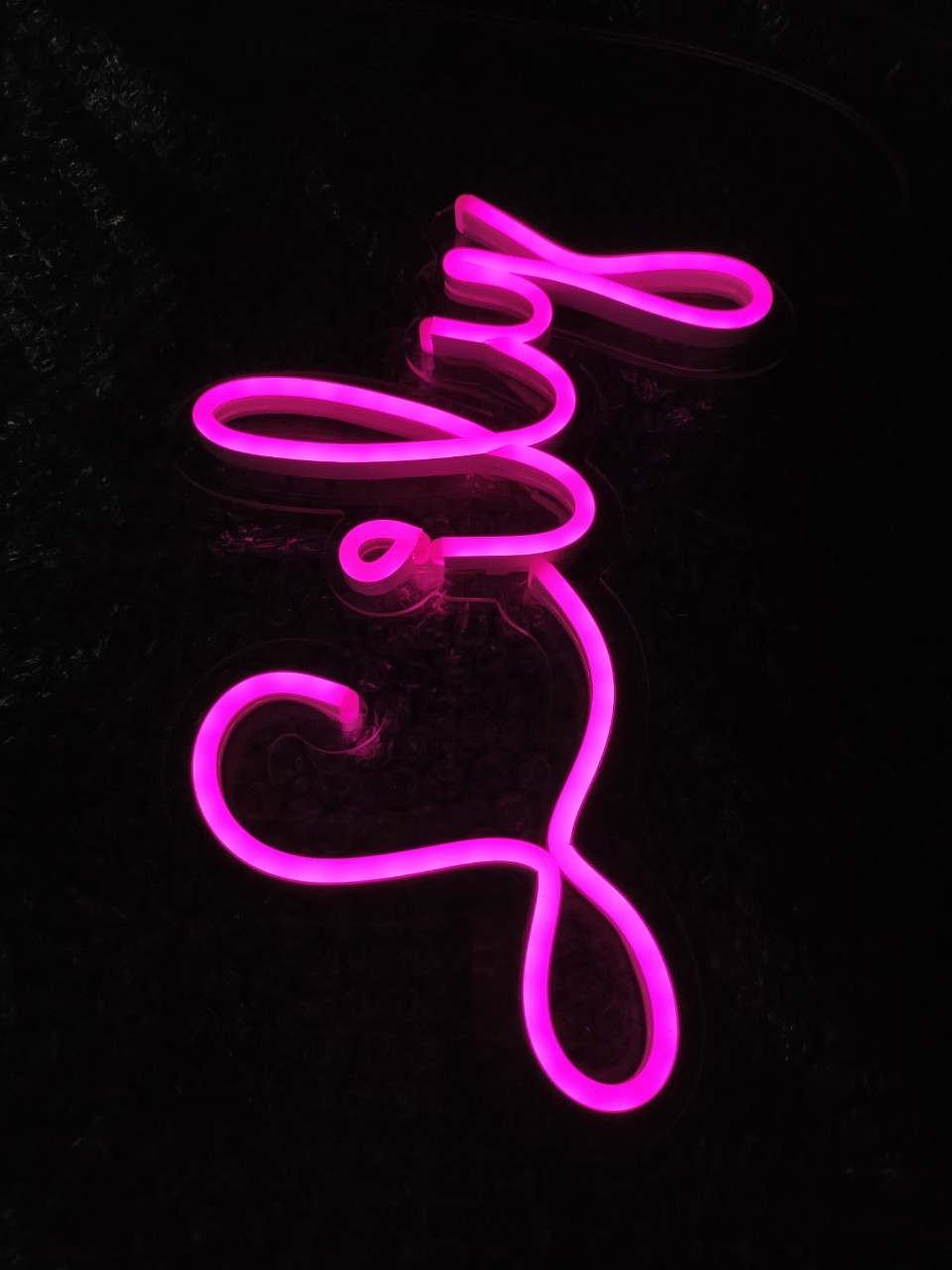 ไฟนีออน เฟค