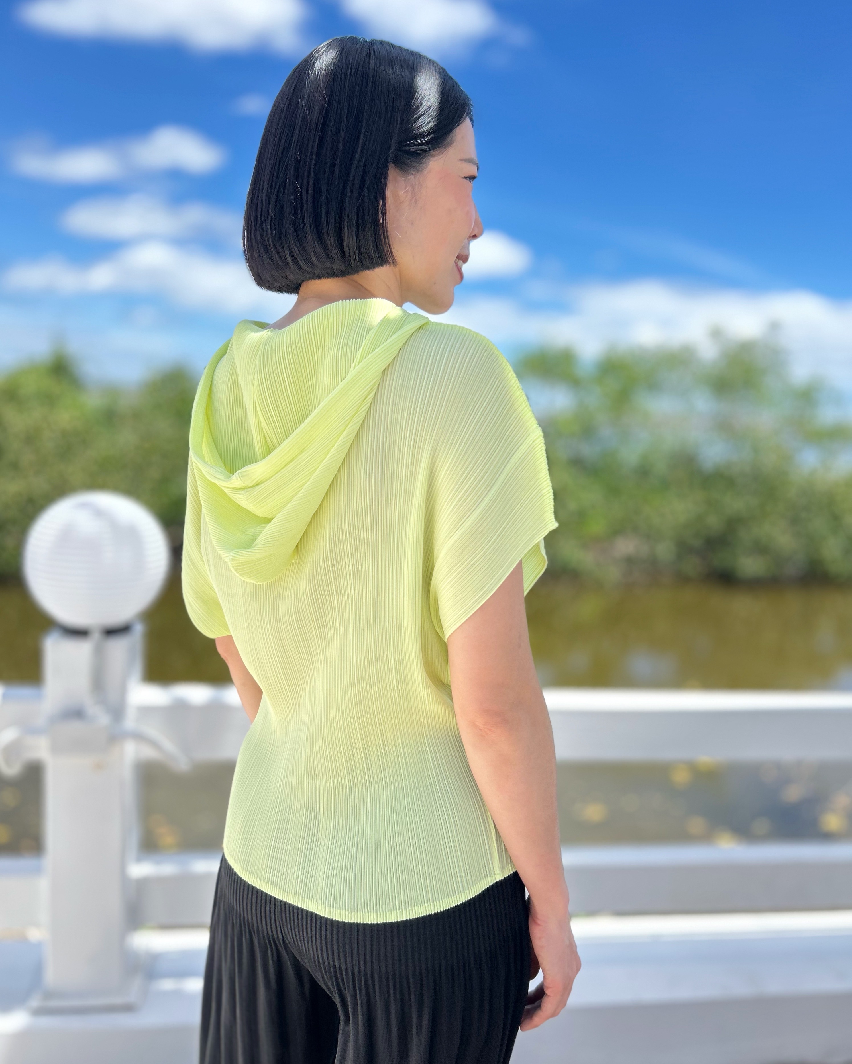 2MUAY รุ่น GJO10546 เสื้ออัดพลีท SHORT SLEEVE PLEATED HOODED PLEATED TOP 10 สี FREE SIZE