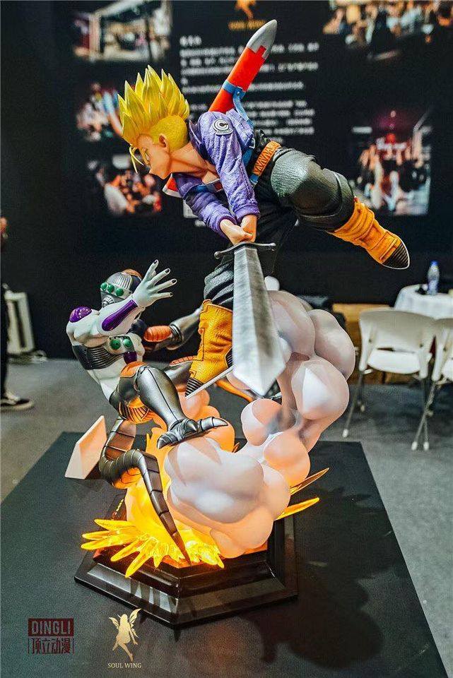 [สั่งจอง]Soulwing Studio : Trunk VS Frieza