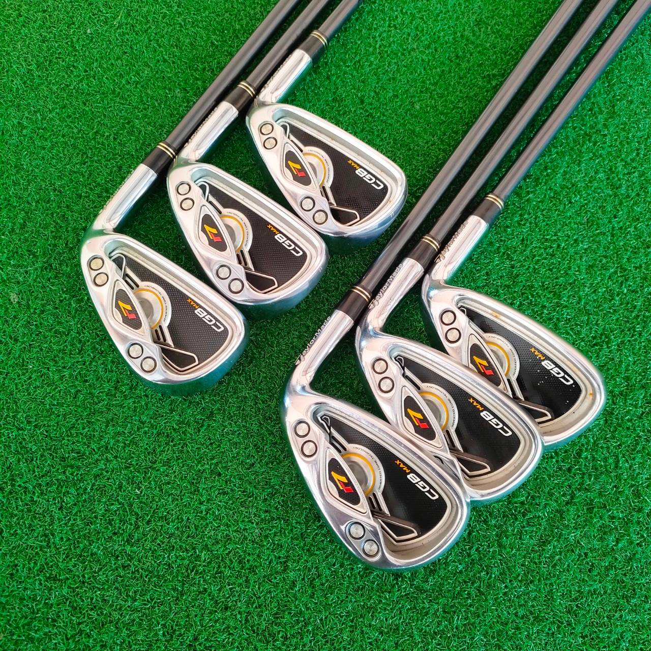 ชุดเหล็ก TAYLORMADE R7 CGB MAX มีเหล็ก 5 - 9 เเละ PW ก้าน RE*AX SUPERFAST CGB MAX FLEX R เน้นตีไกลเลยครับรุ่นนี้ เหล็กเพิ่มระยะ MAX สุด