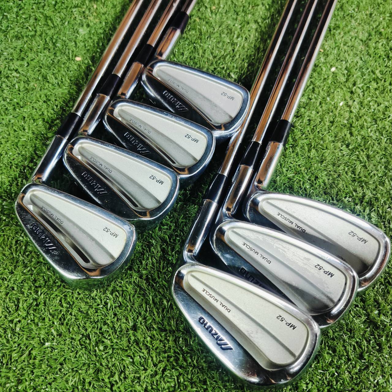ชุดเหล็ก MIZUNO MP52 วัสดุ GRAIN FLOW FORGED สุดยอดเหล็ก FORGED ของญี่ปุ่น เอกสิทธิ์หนึ่งเดียวของ MIUNO มีเหล็ก 4 5 6 7 8 9 PW ก้าน DYNAMIC GOLD R300 ไม้กอล์ฟพรีเมี่ยมมือสอง ของแท้ By NakaraLuxurious