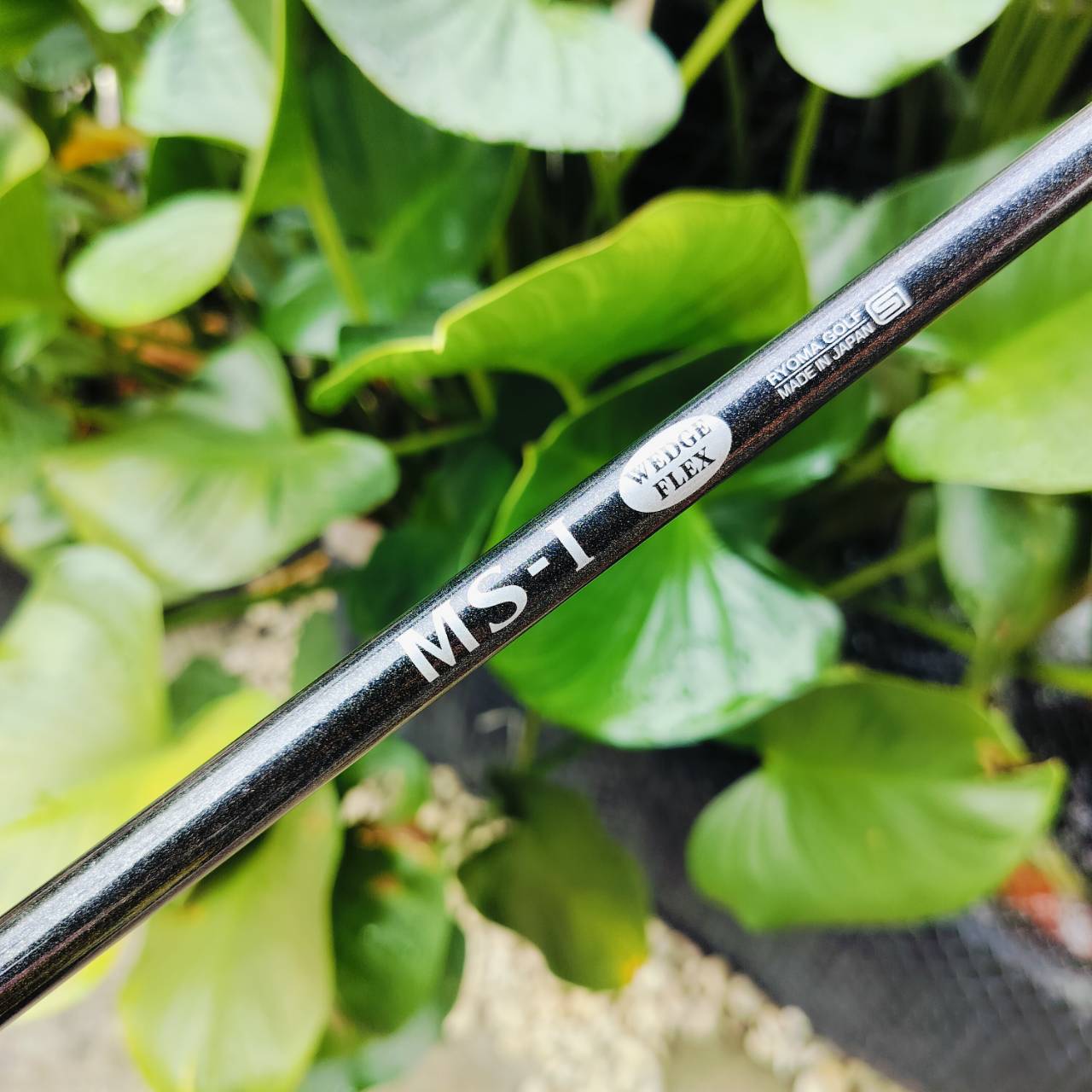 RYOMA SNIPER SPN-56 BOUNCE 10 ก้าน RYOMA WEDGE FLEX กริพแท้เดิม รุ่นสนิม นุ่มจัดสปินแรง ร่องหน้าใบสวยมาก สปินแบบสับแน่นอน!!! ไม้กอล์ฟพรีเมี่ยมมือสอง ของแท้ By NakaraLuxurious