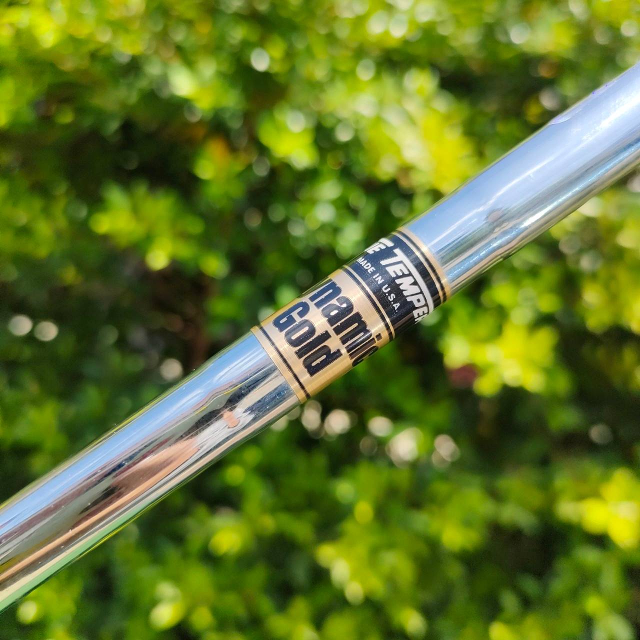 ชุดเหล็ก TITLEIST 762 DCI มีเหล็ก 3-9 เเละ PW ก้าน DYNAMIC GOLD R300 สภาพสวยมาก เหล็กคม ตีมันส์สุดๆ ได้ 8 ชิ้น สวยๆเลยครับ ตีไม่ยาก มี CAVITY ครับ วัสดุดีมากๆครับ