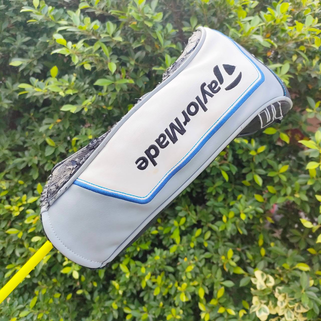 DRIVER TAYLORMADE SIM FADE องศา 9 ก้าน MAMIYA ATTAS PUNCH ซิม SHAPE IN MOTION (SIM) หัวไม้รุ่นใหม่ที่ TaylorMade Golfไม้กอล์ฟมือสอง ของแท้ BY NakaraLuxurious