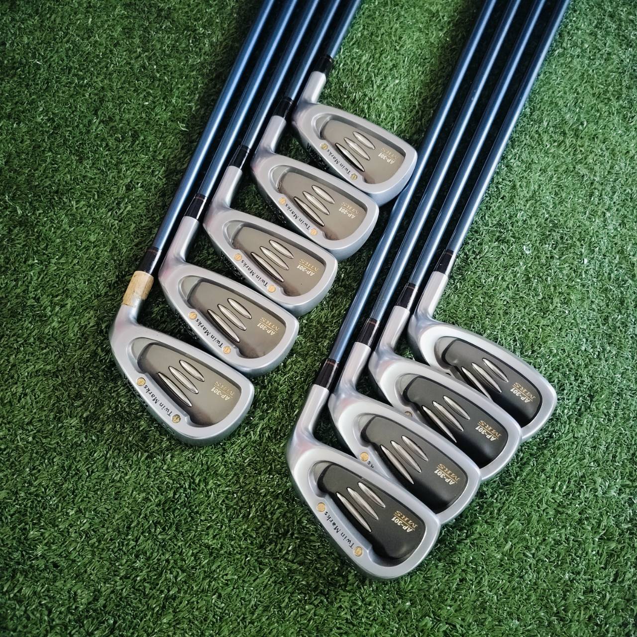 สุดยอดหน้าเด้งพรีเมี่ยมญี่ปุ่น HONMA TWIN MARKS AP-301 MRS ก้าน ACCELERATE FORCE FLEX R มีแผ่นหน้าเด้งสุดพรีเมี่ยมที่หน้าไม้ ไม้กอล์ฟพรีเมี่ยมมือสอง ของแท้ By NakaraLuxurious