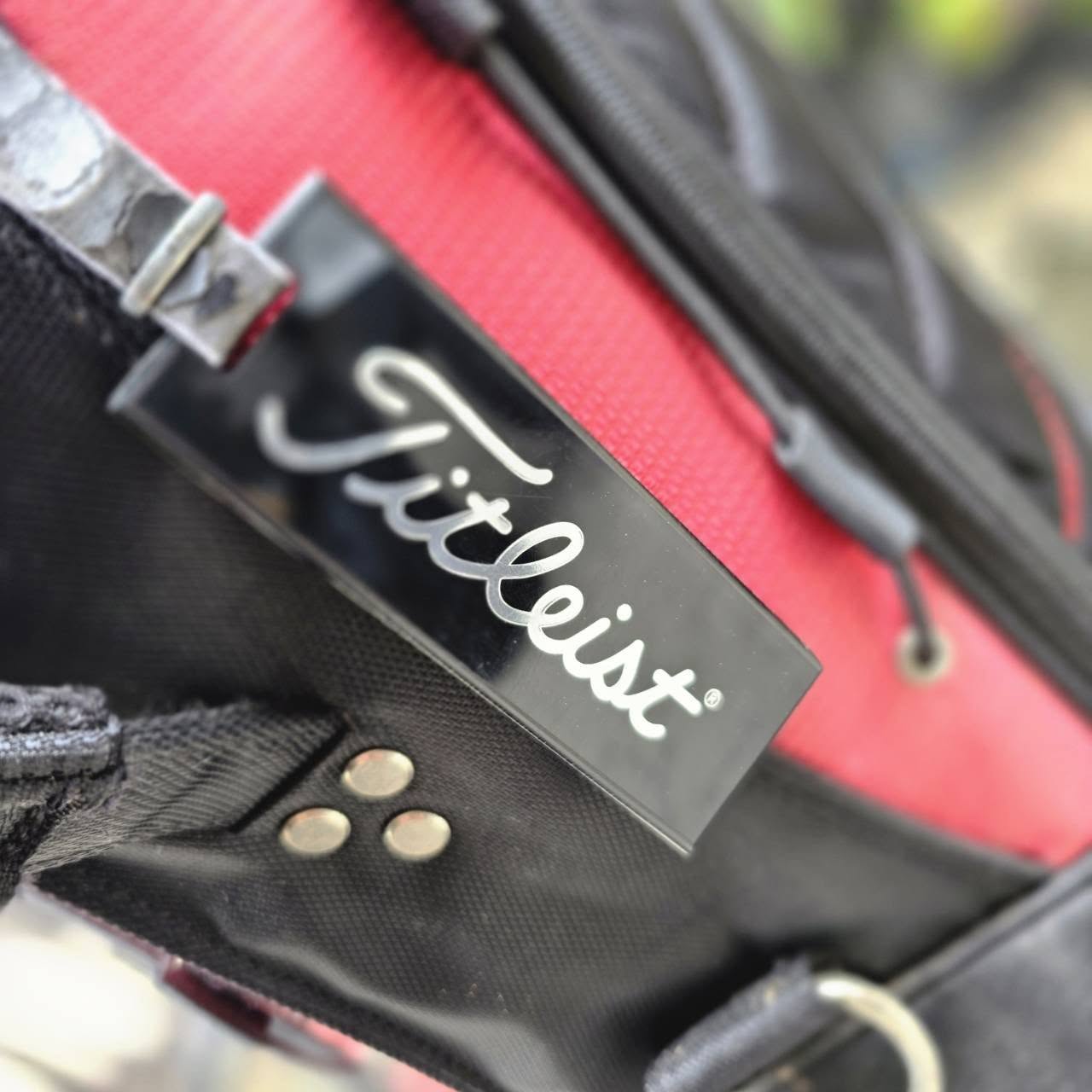 ถุงกอล์ฟ Titleist ของแท้ มือสอง พร้อมใช้ ของใหม่ราคาแพงมาก!!!