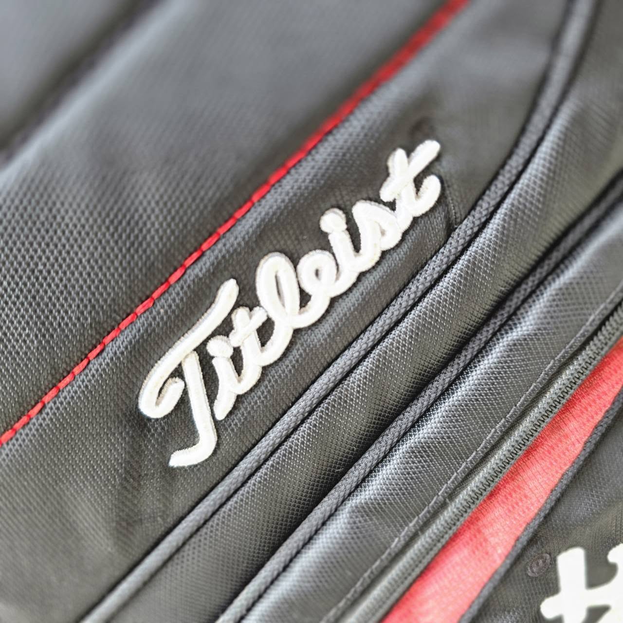 ถุงกอล์ฟ Titleist ของแท้ มือสอง พร้อมใช้ ของใหม่ราคาแพงมาก!!!
