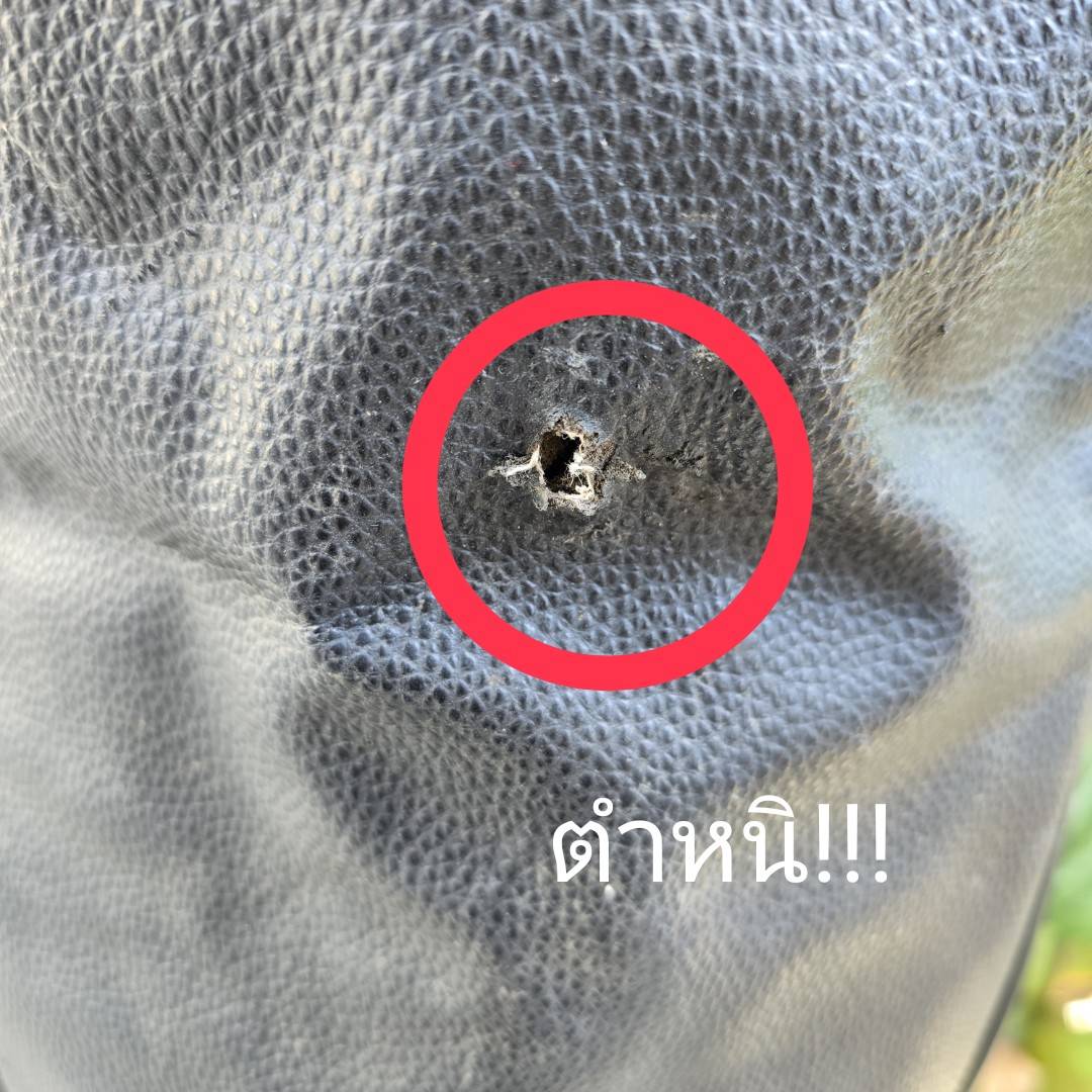 ถุงกอล์ฟ BMW - GERMAN AUTO ของแท้ มือสอง ภายในบุกำมะหยี่ สภาพดีมาก ถุงหนัง ถุง TOUR คลาสสิค สวยหรู ผู้ดีมากๆ ** มีตำหนิ ตามจุดต่างๆ **