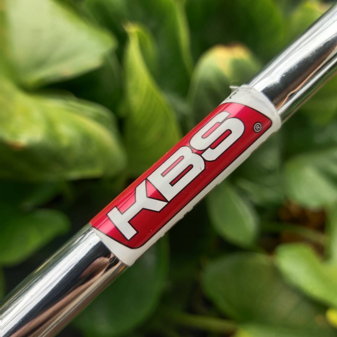 ชุดเหล็ก TITLEIST T100S FORGED (รุ่นปี 2022) 🔧 ใช้ทังสเตน D18 + เทคโนโลยีงานอากาศยาน ✈️ • หน้าไม้ฟอร์จชิ้นเดียว ให้ความรู้สึกแน่นและแม่นยำ 🎯