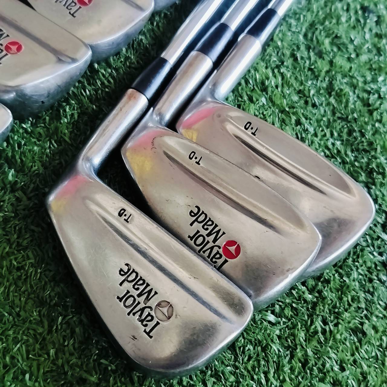 ชุดเหล็ก Taylormade Tour Preferred Forged มีเหล็ก 3 4 5 6 7 8 9 สภาพสวยจัด คลาสสิค ก้าน DYNAMIC GOLD R300 เดิมทั้งชุดเลยค่ะ ไม้กอล์ฟพรีเมี่ยมมือสอง ของแท้ By NakaraLuxurious