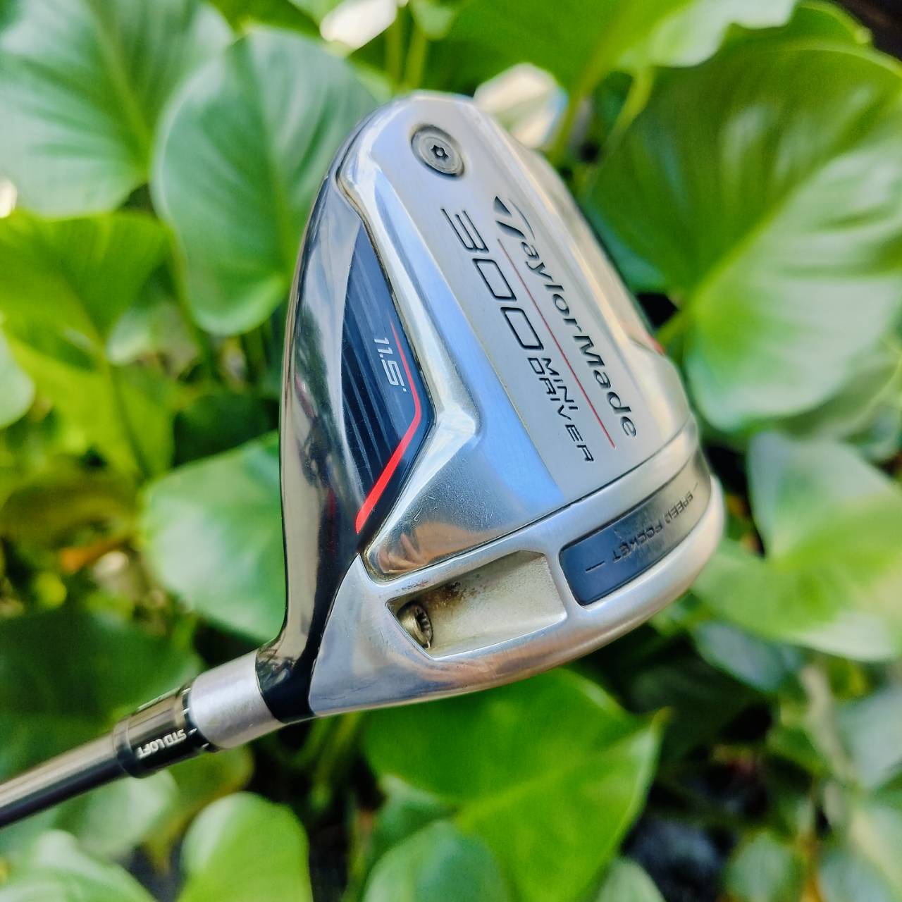 Mini Driver TaylorMade 300 ก้าน mitsubishi TENSEI FLEX R ก้านตัวเทพ ตีมันส์มากๆเลยค่ะ เทคโนโลยีใส่มาเต็มคาราเบล twist face - speed pocket กระดองคาร์บอน ตีไกลมากๆ มี COVER แท้ เดิมๆด้วยค่ะ ไม้กอล์ฟพรีเมี่ยมมือสอง ของแท้ By NakaraLuxurious