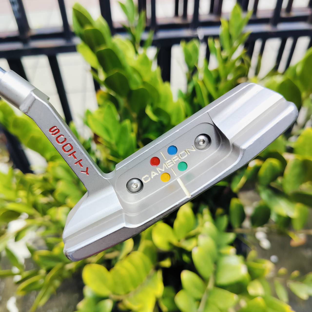 PUTTER SCOTTY CAMERON STUDIO DESIGND NEWPORT2 ความยาว 34 นิ้ว COVER แท้เดิม รุ่นดังที่สุด ยอดนิยมสูงสุดของ CAMERON ไม้กอล์ฟพรีเมี่ยมมือสอง ของแท้ By NakaraLuxurious