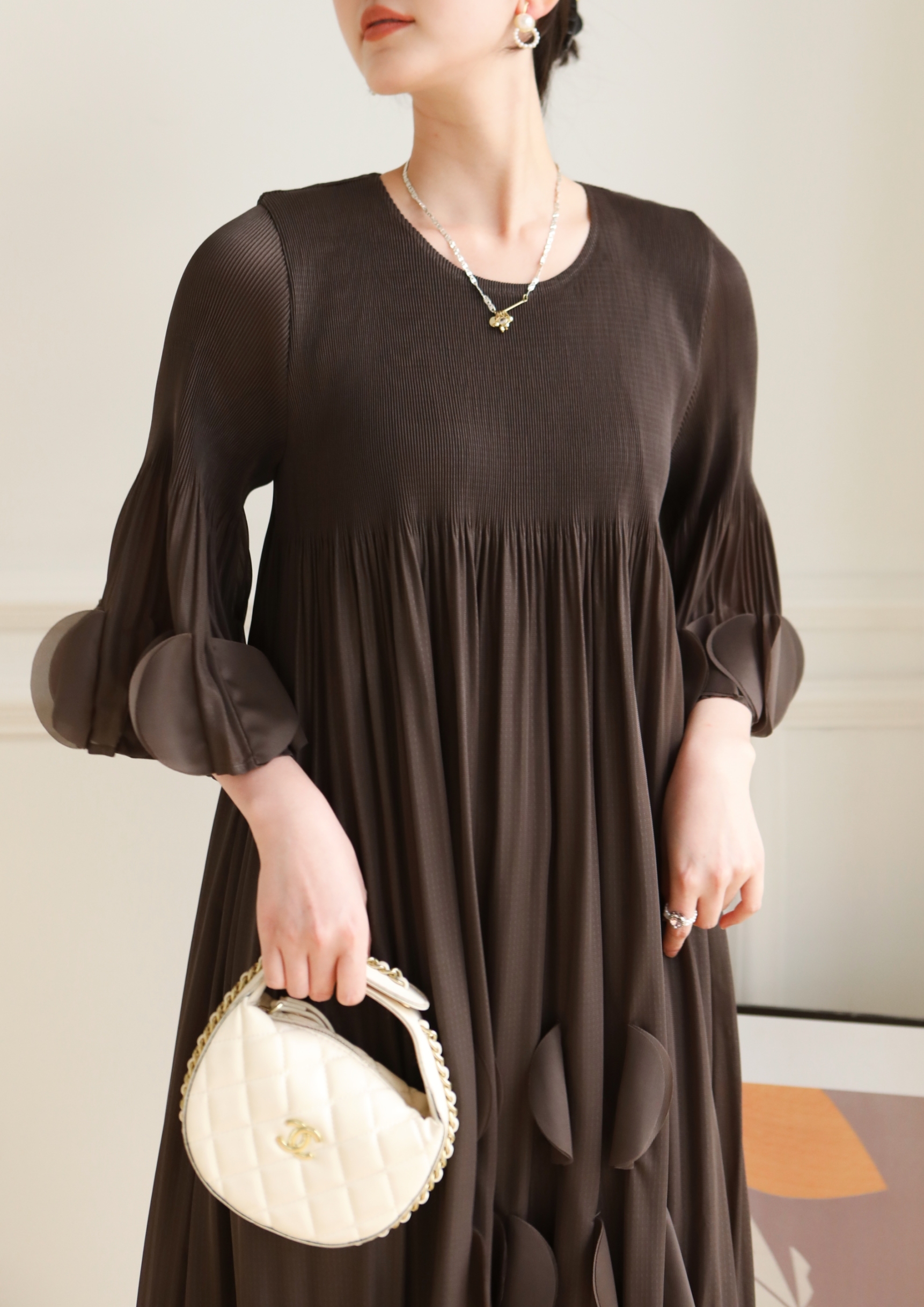 2MUAY รุ่น GJO9015 เดรสพลีทคุณภาพ FLARE SLEEVE PLEATED DRESS 4 สี FREE SIZE