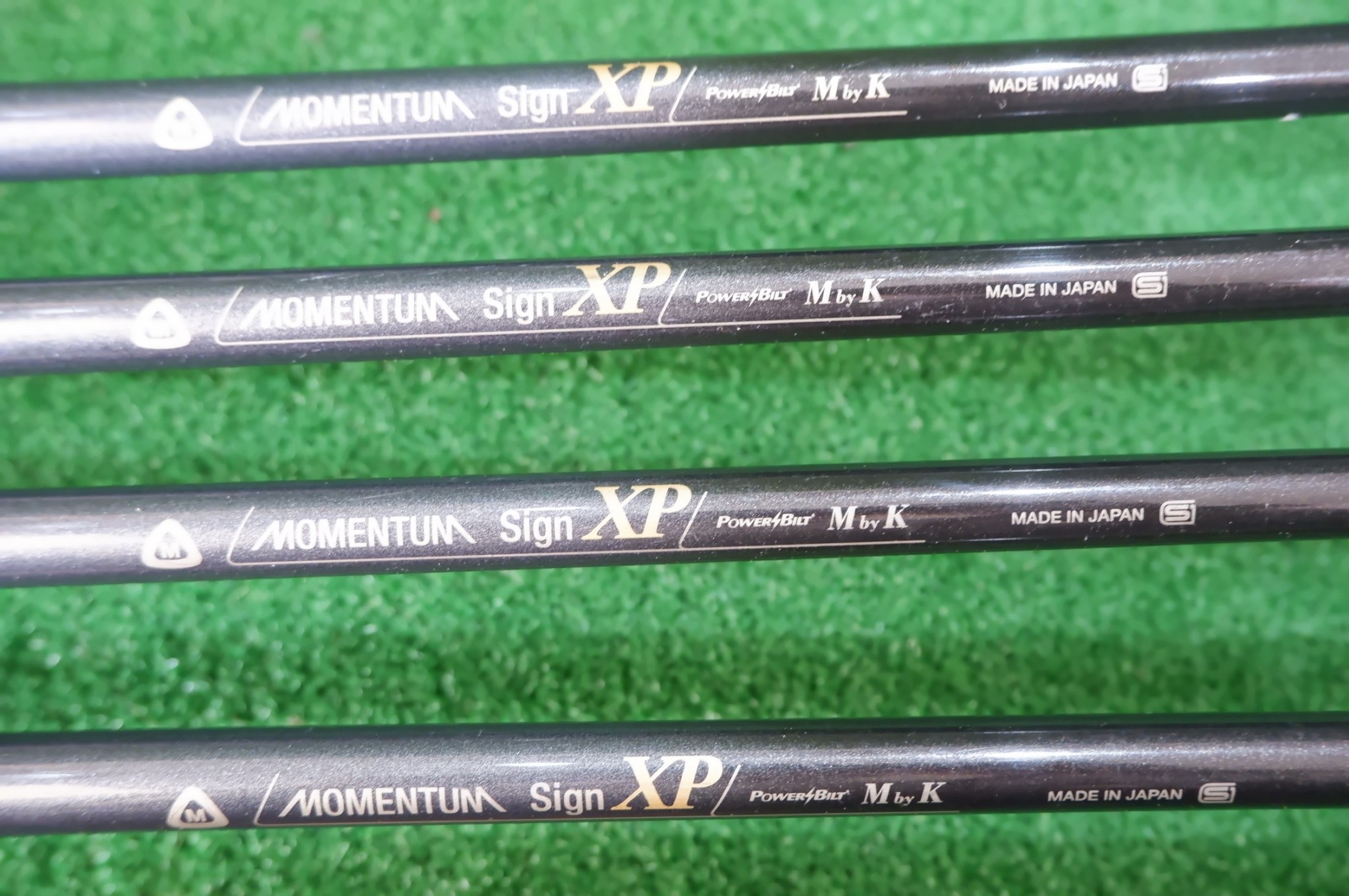 IRON SET MOMENTUM XP SIGN