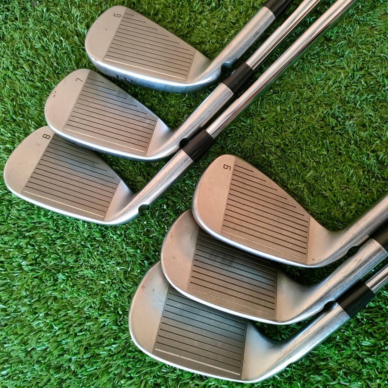 ชุดเหล็ก PING /// i มีเหล็ก 6 - 9 เเละ W U ก้าน DYNAMIC GOLD S200 ตีมันส์ ตีง่าย วัสดุพิเศษ เอกสิทธิ์เฉพาะ PING ไม้กอล์ฟมือสอง ของแท้ BY NakaraLuxurious