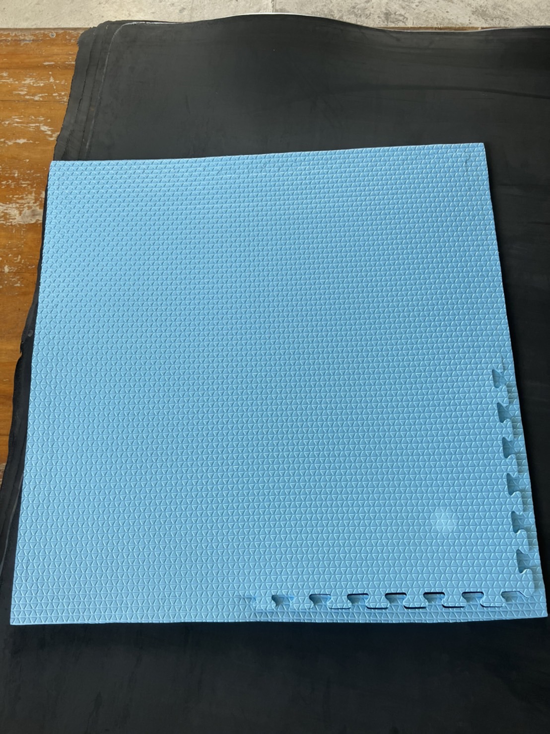 แผ่นปูพื้นจิ๊กซอกันกระแทก โฟมยาง งานไทยพรีเมี่ยมขนาดแผ่น100x100 หนา10-50 มม.,แผ่นกันกระแทก,แผ่นยาง EVA,ยางปูพื้น,จิ๊กซอว์ปูพื้น, ปูกับห้องเด็ก ห้องออกกำลังกาย ฟิสเนส ค่ายมวย โรงยิม