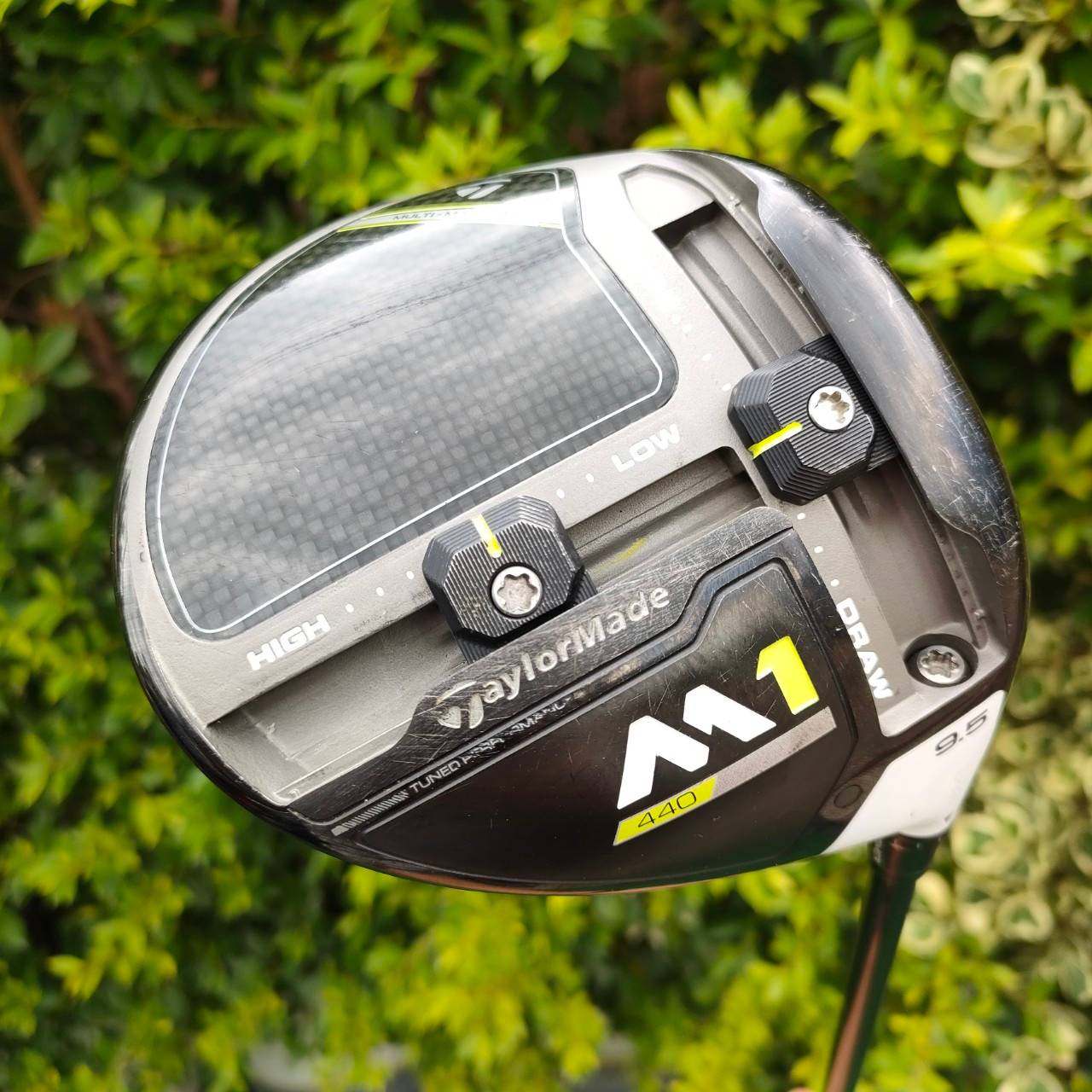 DRIVER TAYLORMADE M1 องศา 9.5 ก้าน FUJIKURA ATMOS FLEX R5 * M1 รุ่นใหม่ * กระดองเคฟล่า HI - END , ก้านพรีเมี่ยม ไม้กอล์ฟมือสอง ของแท้ BY NakaraLuxurious