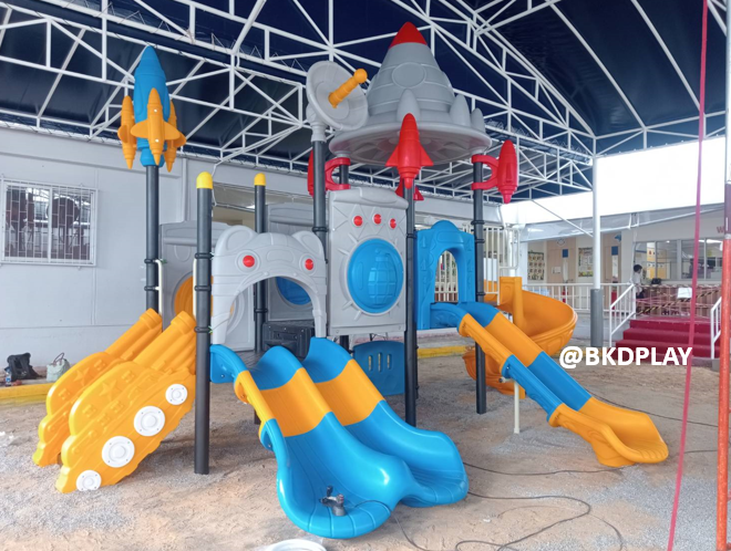 เครื่องเล่นสนามกลางแจ้ง ชุดจรวดมหาสนุก, ของเล่นสนาม,ครุภัณฑ์สนามเด็กเล่น, สพฐ,โครงการโรงเรียนประชารัฐ playground,สไลเดอร์ใหญ่,ของเล่นเสริมพัฒนาการ,เครื่องเล่นสนาม, สนามเด็กเล่น