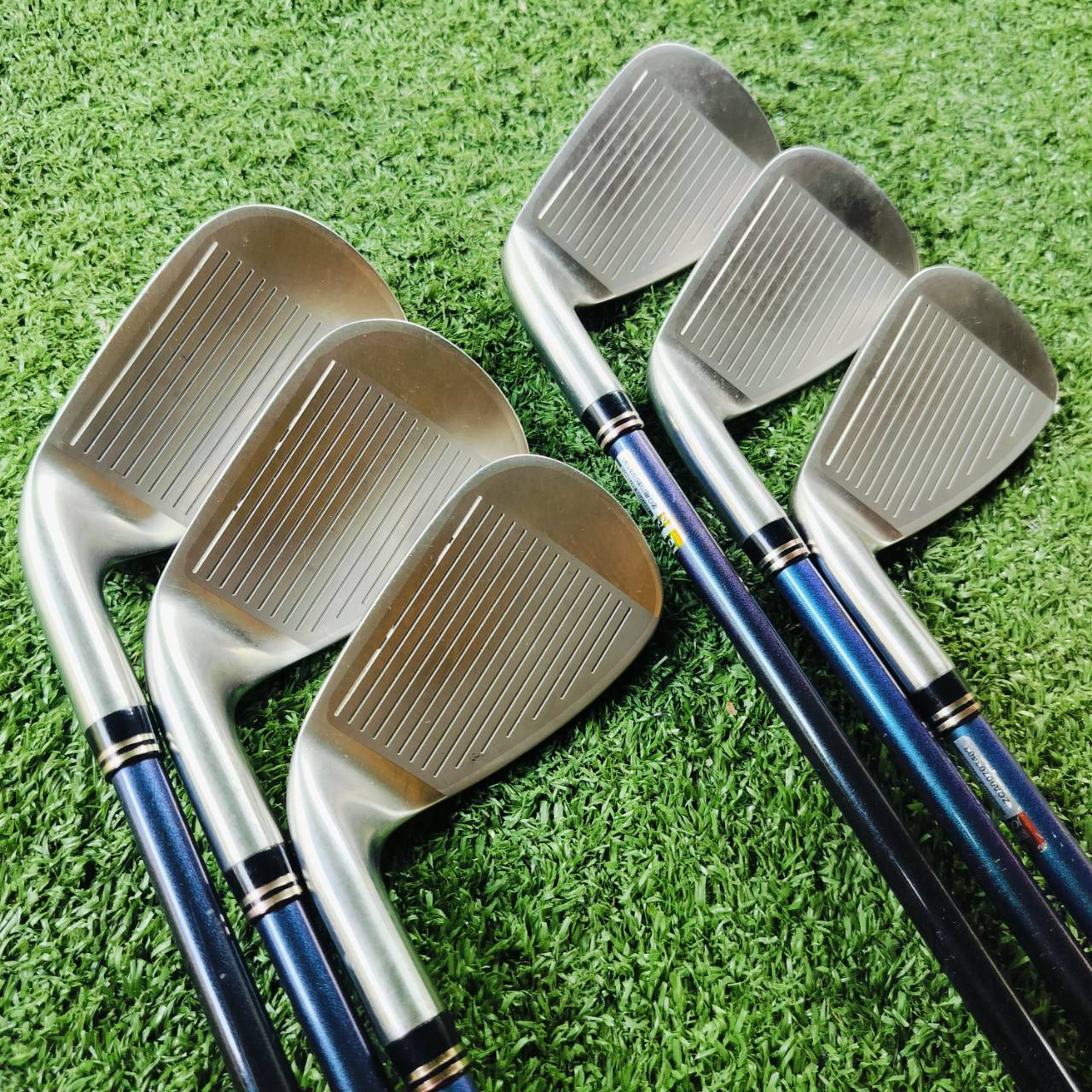 ชุดเหล็กพรีเมี่ยมญี่ปุ่นหน้าเด้ง!!! XXIO 9 หน้าใบเหล็กมีแผ่นหน้าเด้ง!!! ได้รางวัล GOLF DIGEST และชุดเหล็กอันดับ 1 ในญี่ปุ่น ไม้กอล์ฟพรีเมี่ยมญี่ปุ่นมือสอง ของแท้ By NakaraLuxurious