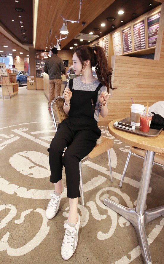 ชุดเอี๊ยมขายาว มีกระเป๋า2ข้าง สีดำ ตามแบบ ไซส์ L