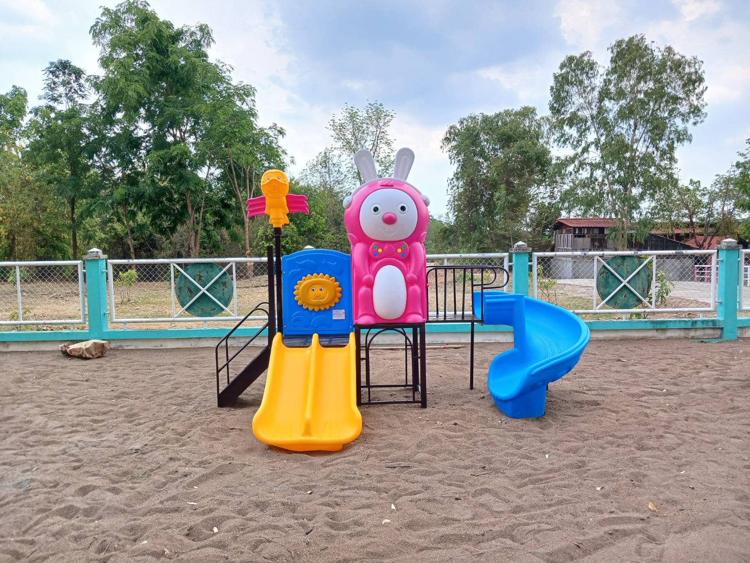 ส่งฟรี เครื่องเล่นสนาม กลางแจ้ง, ชุดเพื่อนชี้กระต่ายกับนก,กระดานลื่น, สไลเดอร์ ,ของเล่น,ครุภัณฑ์สนามเด็กเล่น, สพฐ,โครงการโรงเรียนประชารัฐ