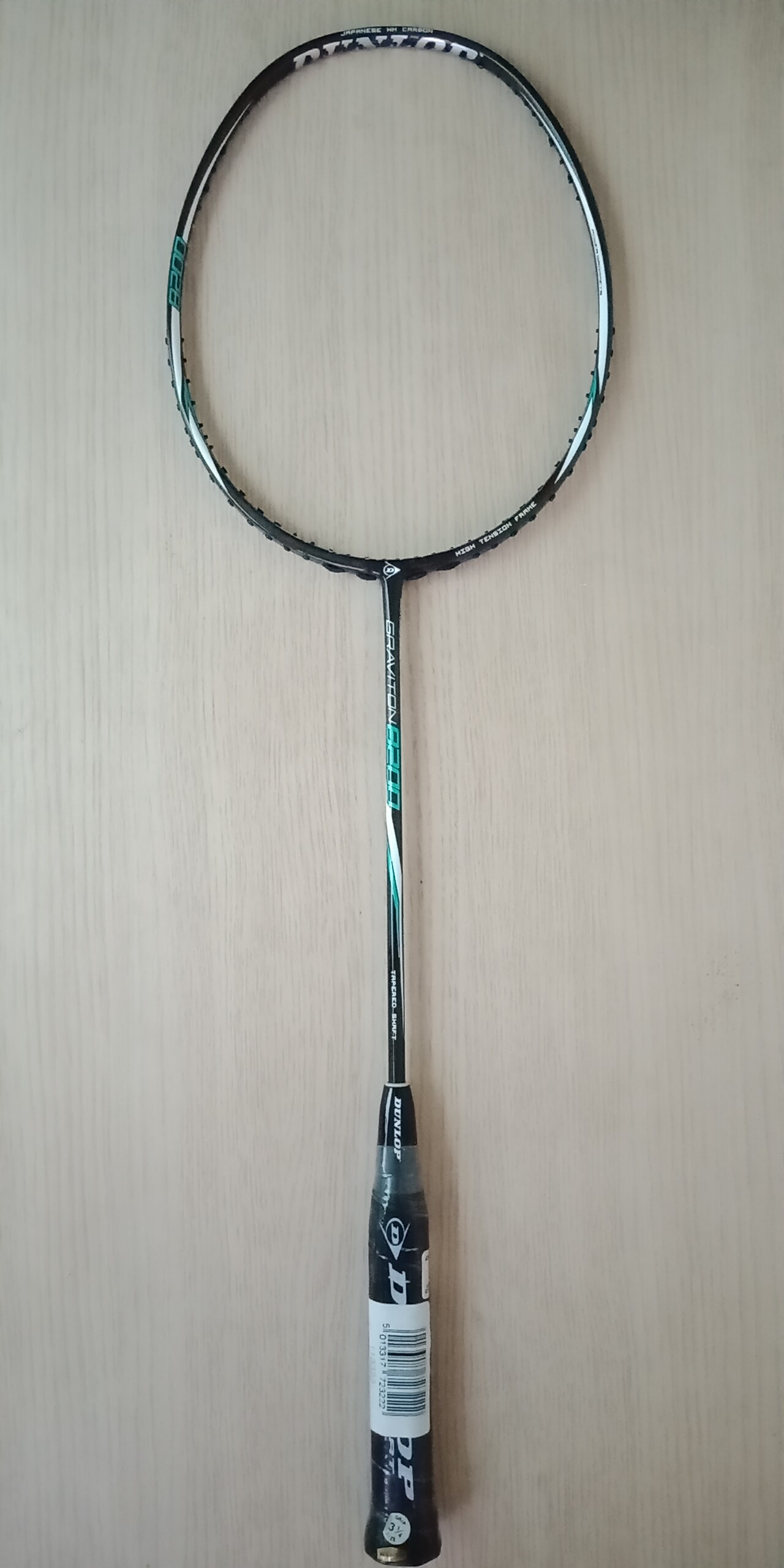 Dunlop Graviton 8200