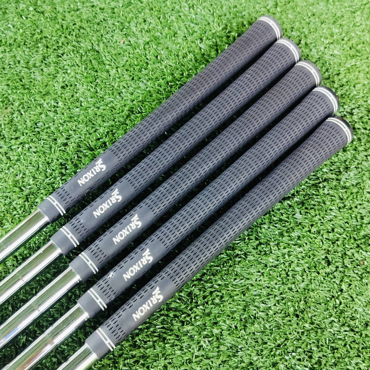 ** ขาดเหล็ก 9 ** ชุดเหล็ก SRIXON ZR-700 มีเหล็ก 5 6 7 8 และ PW เหล็กพรีเมี่ยม FORGED จากญี่ปุ่น ไม้กอล์ฟพรีเมี่ยมมือสอง ของแท้ By NakaraLuxurious