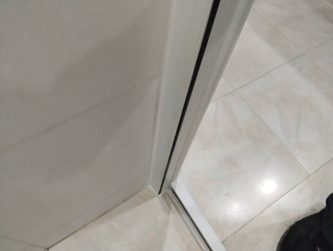 งานซ่อมกันซึมห้องน้ำตึก 84 ปี โรงพยาบาลศิริราช