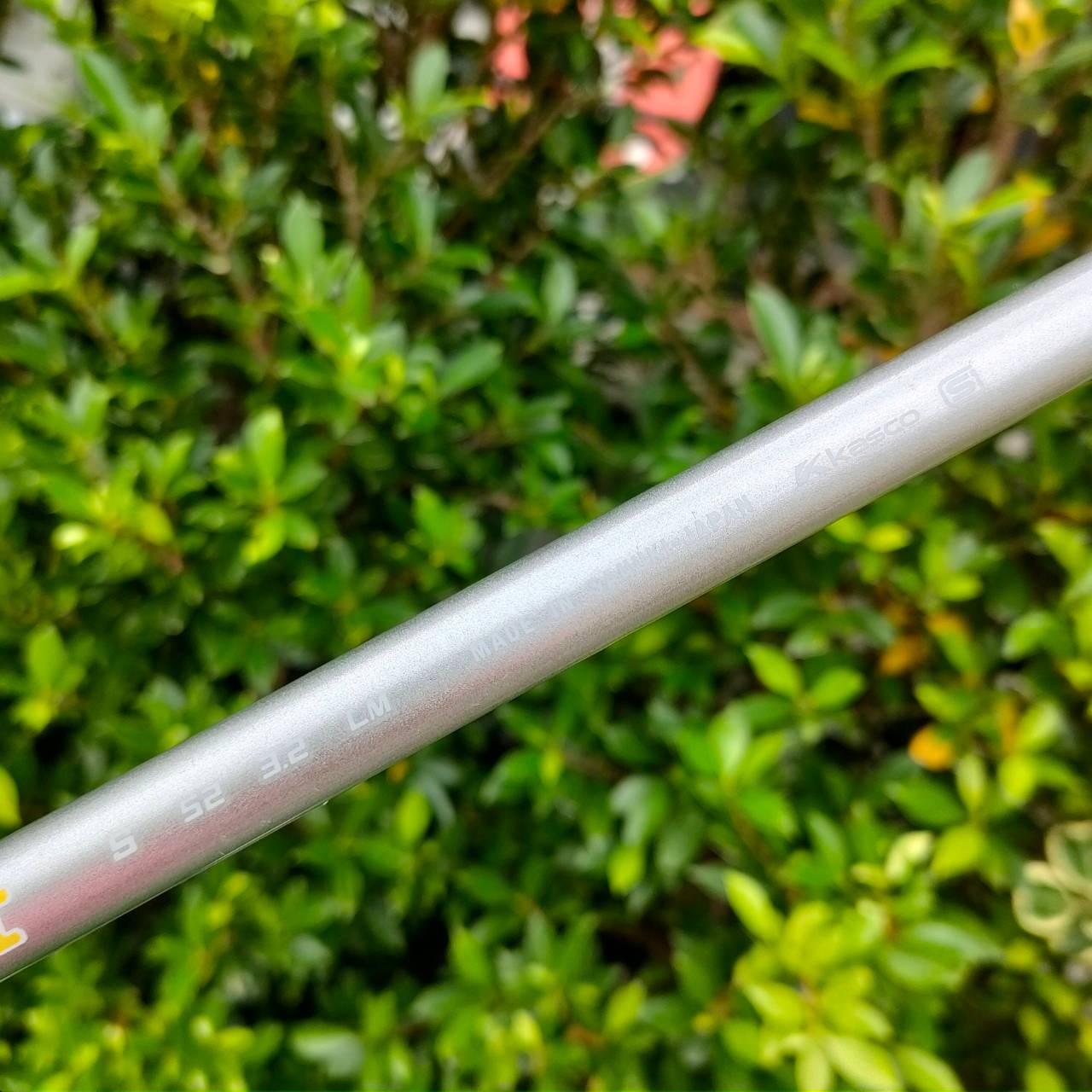 ด่วนที่สุด HYBRID ตัวแรง!!! KASCO UT WEDGE ตีดีสุดๆ หน้าไม้ SUPER HYTEN U2 องศา 16 ตีไกลมาก ก้าน STABIL SHAFT FLEX S เป็นก้านแบบอ้วนหน่อย ทำให้ตีแม่นกรีนมากๆในระยะไกลครับ ตามหากันเยอะมากๆ จองด่วน!!!