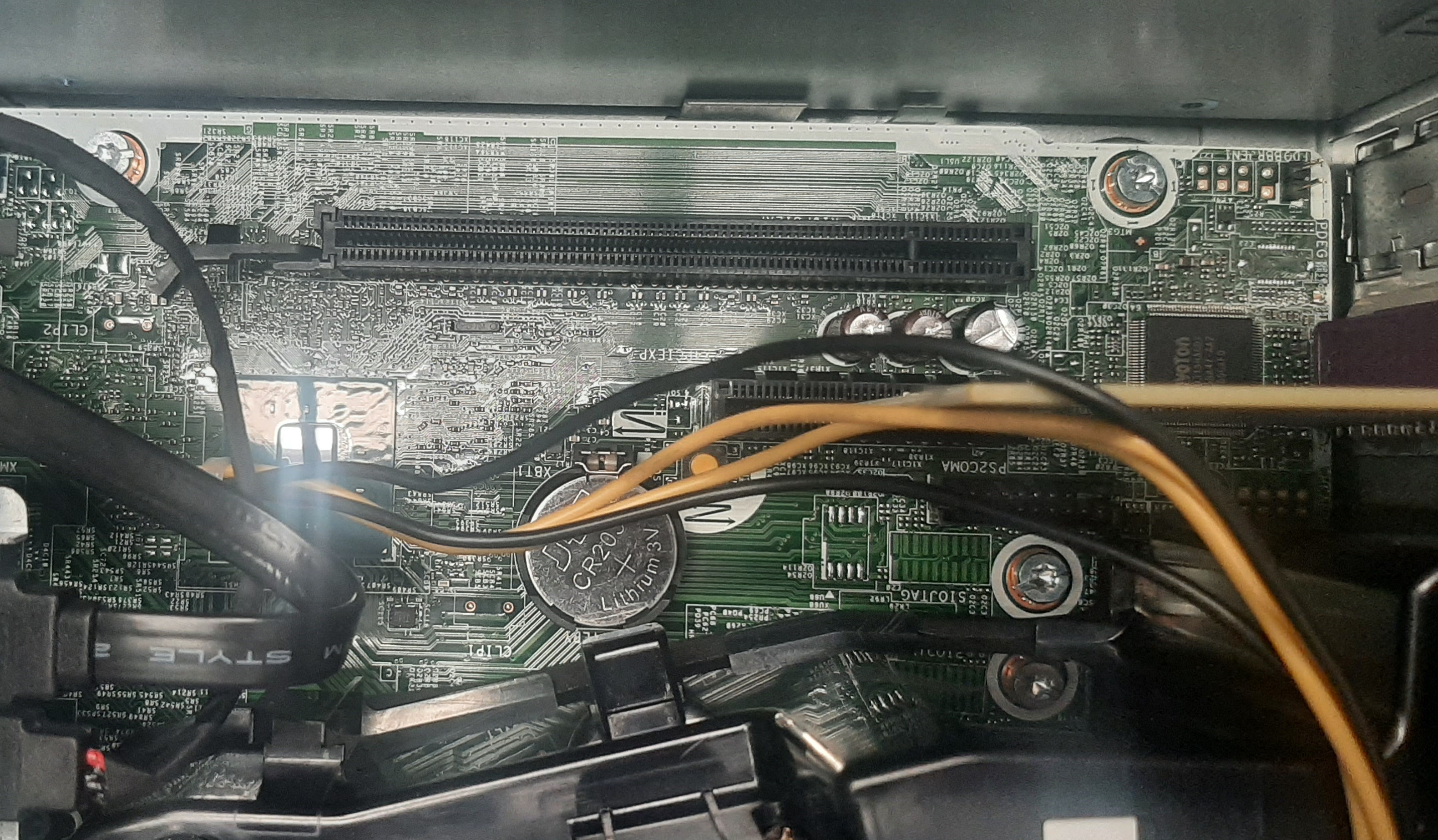 คอมมือสองสภาพดี HP Prodesk 400 G4 SFF (i7-7700 Ram8GB SSD240GB)