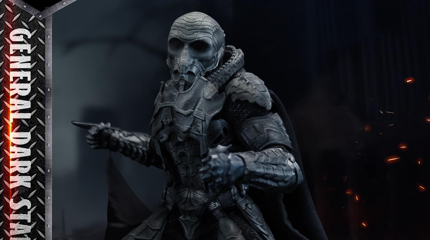 [พร้อมส่ง ]PSERtoys F001 1/12 : steel kryptonian acution figure **กล่องยับ**