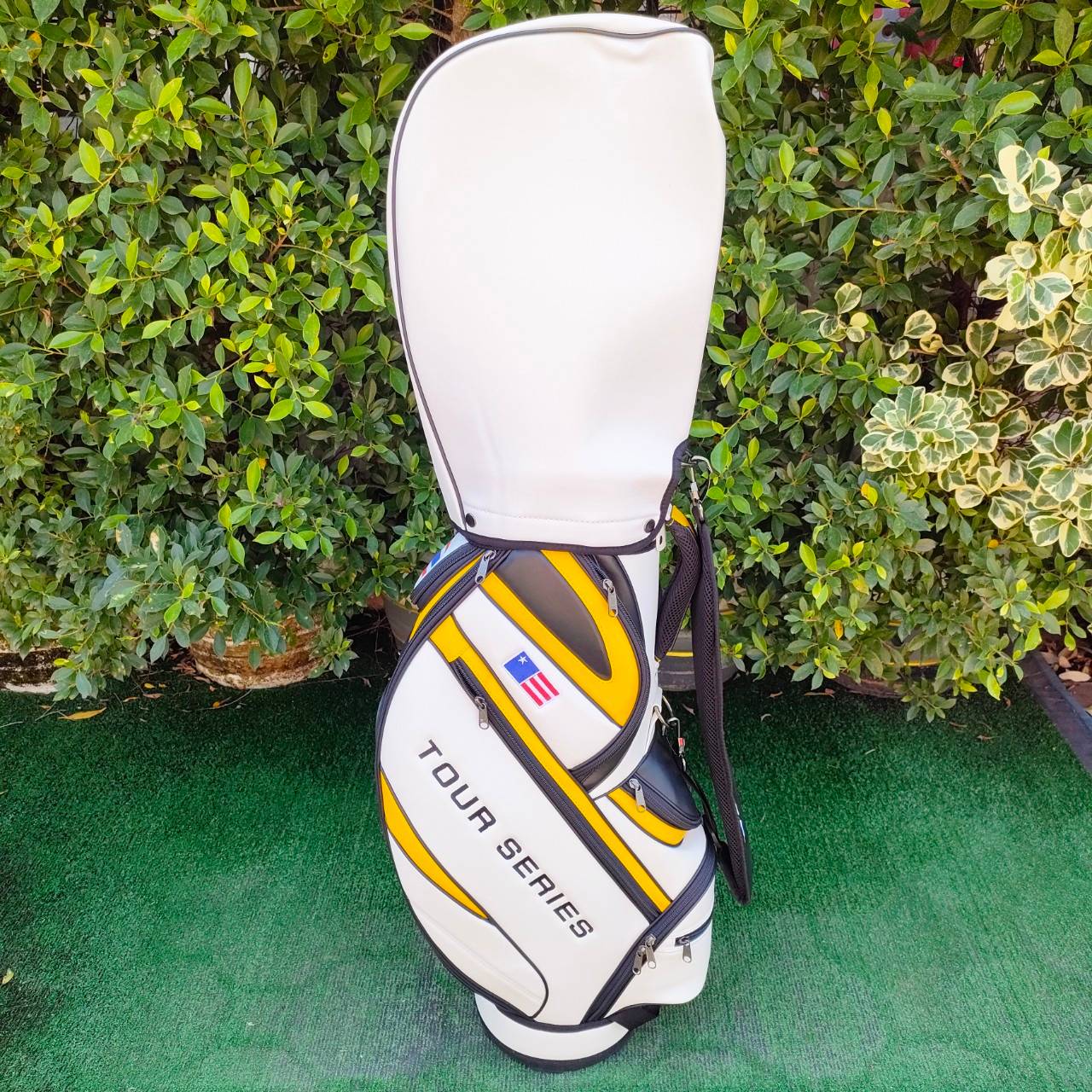 ถุงกอล์ฟเด็ก U.S.KIDS GOLF TOUR SERIES ขนาดไชส์ของถุง ปากถุง 7 นิ้ว ความสูงของถุงกอล์ฟ 31.5 นิ้ว ถุงกอล์ฟที่ดีที่สุด ไม้กอล์ฟมือสอง ของแท้ BY NakaraLuxurious