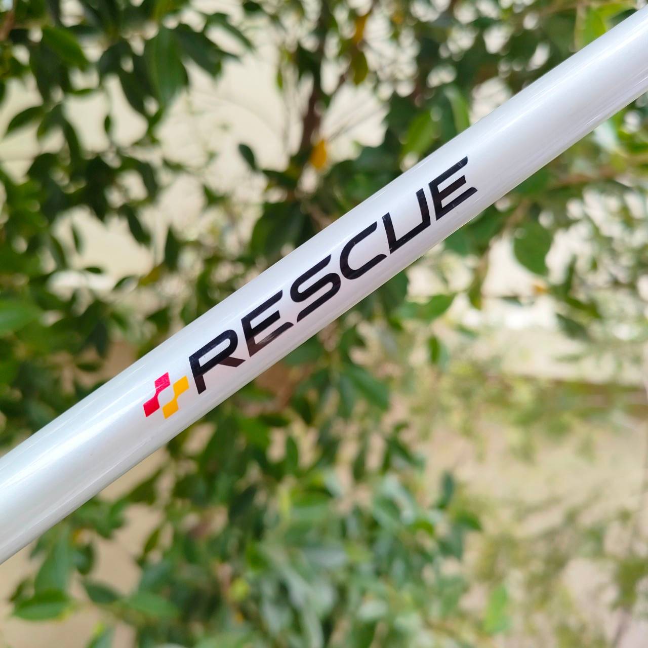 HYBRID4 TAYLORMADE RESCUE องศา 22 ก้าน RE*AX RESCUE FLEX S เป็นรุ่นสร้างชื่อมากๆของ RESCUE ตีง่ายมาก แม่นยำ ตีโดนดีมากๆ เสียงใส เวลาตีมั่นใจ เล็งกรีนระยะไกลได้เลย ไม้กอล์ฟพรีเมี่ยมมือสอง ของแท้ By NakaraLuxurious