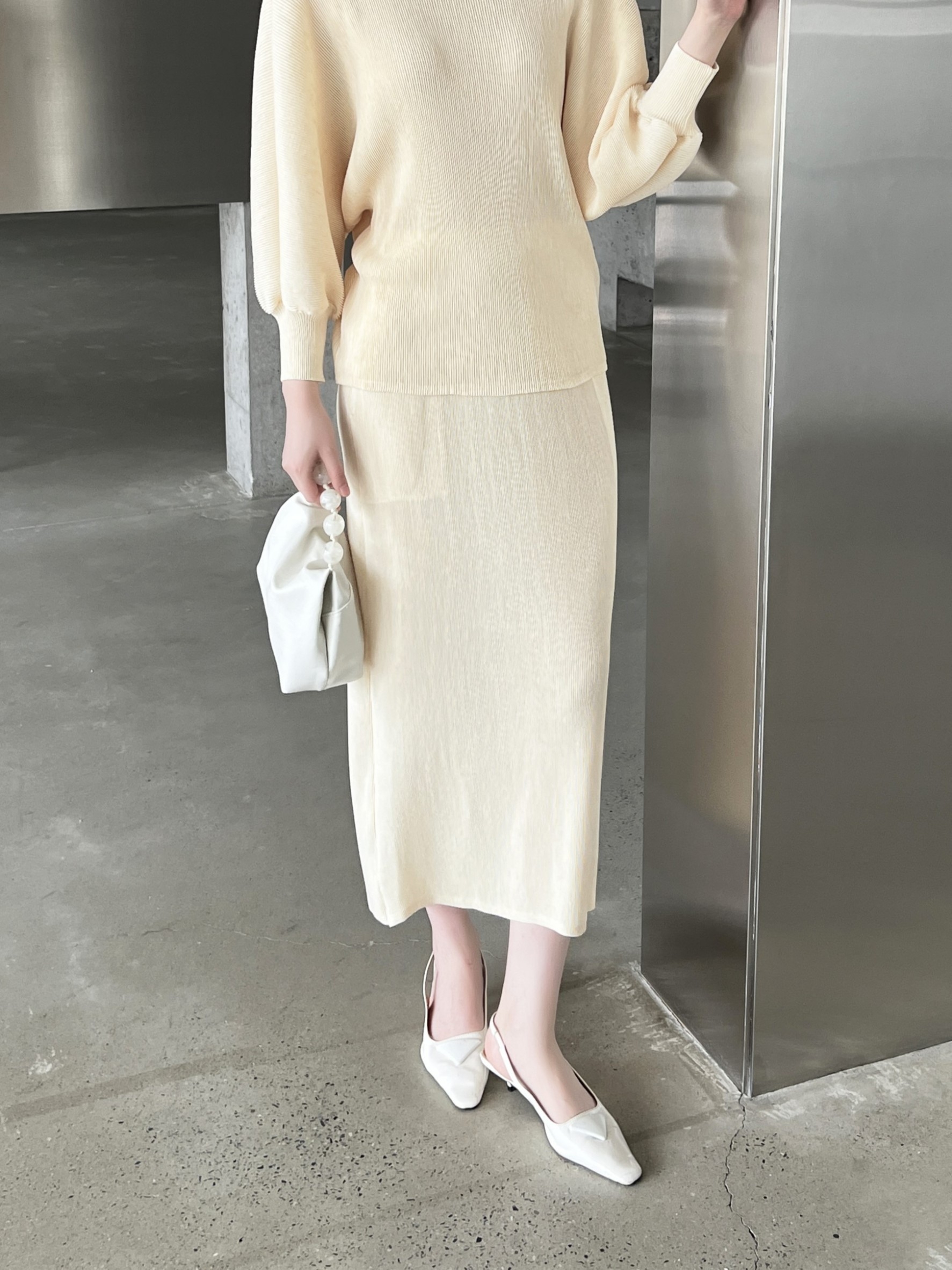 ปรับราคาลง20%!! ยาว 33.5นิ้ว! 2MUAY รุ่น GJO1847 กระโปรงพลีทคุณภาพ PENCIL KNIT PLEATED SKIRT 7 สี FREE SIZE