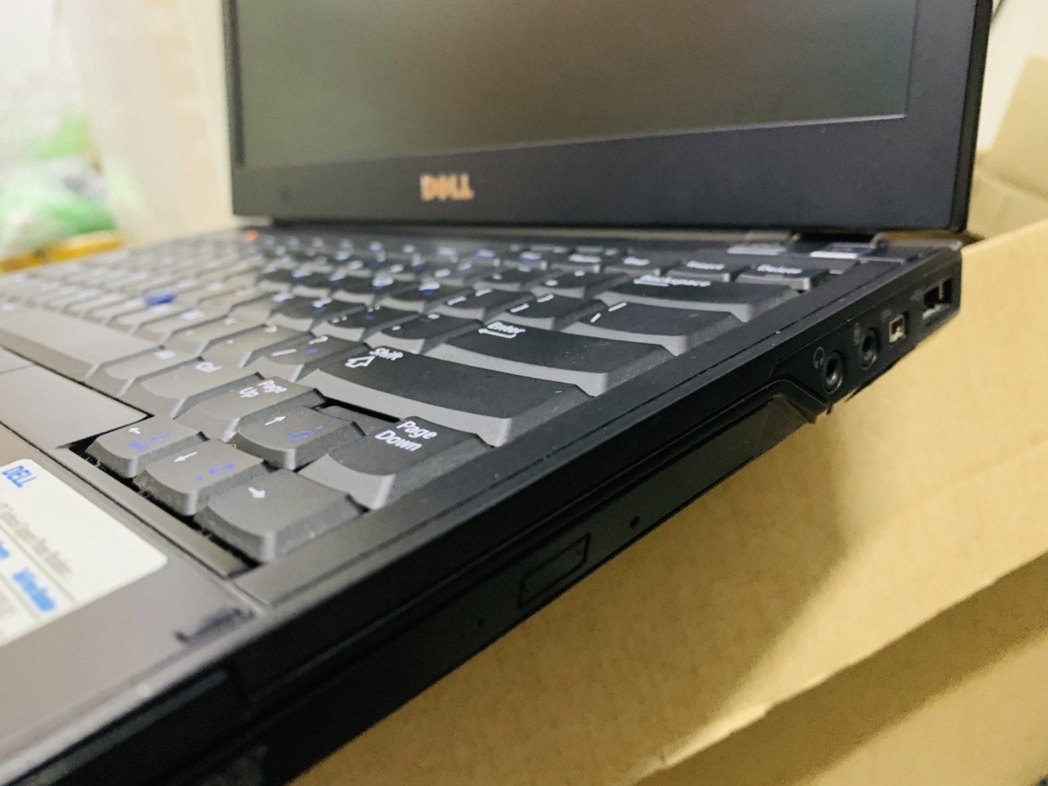 โน้ตบุ๊ค Notebook Dell Latitude E4300 13.3 inch WXGA (1280x800) LED สินค้ามีประกัน แบตเสื่อม