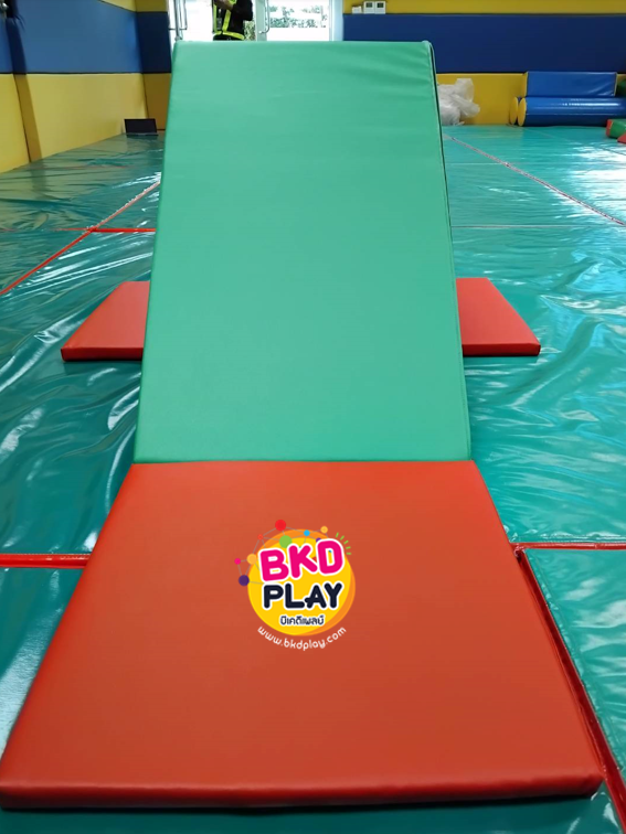 ภูเขา2ลูกอุโมงค์ปีนป่าย, ปีนป่ายเข้ามุม ปีนป่ายนุ่ม สไลเดอร์นุ่ม เบาะนุ่มนิ่ม, soft play, indoor playground ของเล่นเสริมพัฒนาการ เครื่องเล่นสนามในร่ม Kid Zone