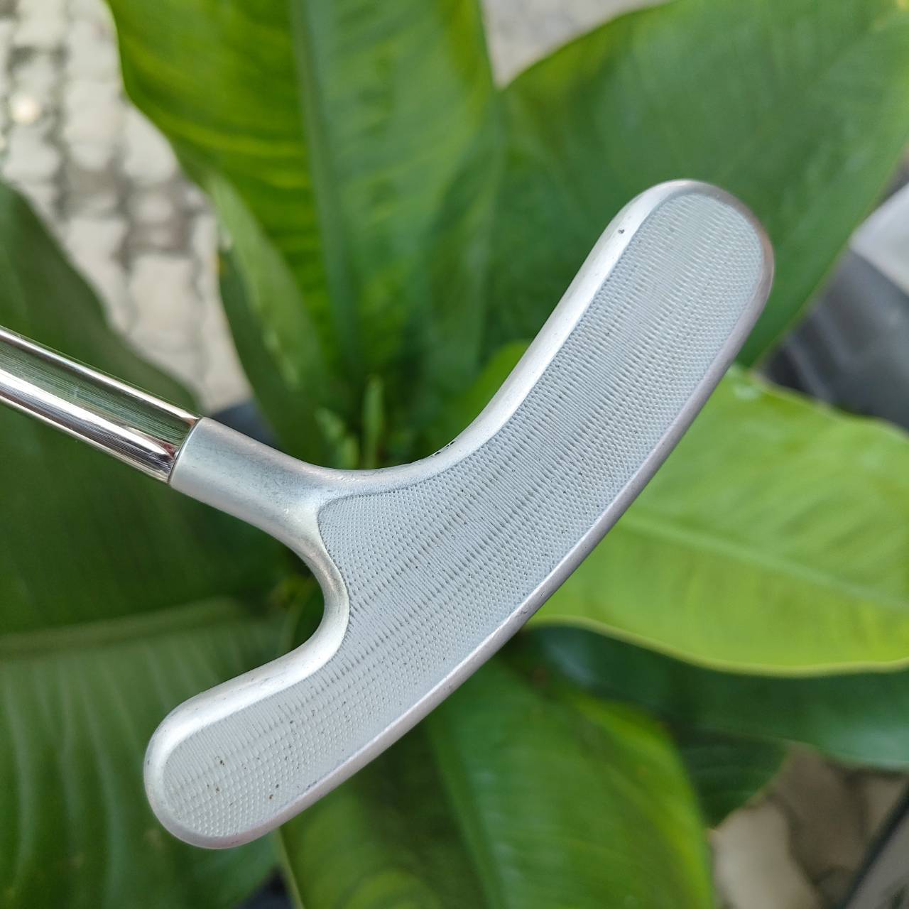 PUTTER Cleveland CMM Designed By '48 ความยาว 34 นิ้ว สภาพสวยมาก หายาก ดีไซน์สุดคลาสสิค เกาะไลน์อย่างที่สุด ใช้ได้ทั้งมือซ้ายและขวา ของแท้ By NakaraLuxurious