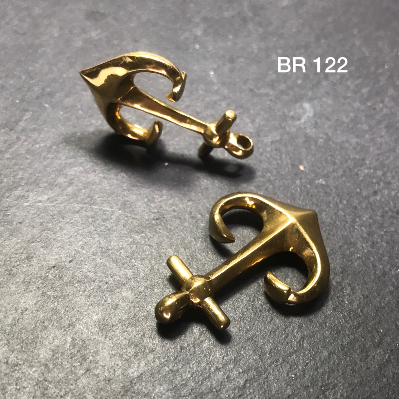 BR122 จี้เครือ่งประดับ ลายสมอเรือ วัสดุทองเหลืองแท้ เครือ่งประดับทองเหลือง **ราคาต่อชิ้น** leatherbrass