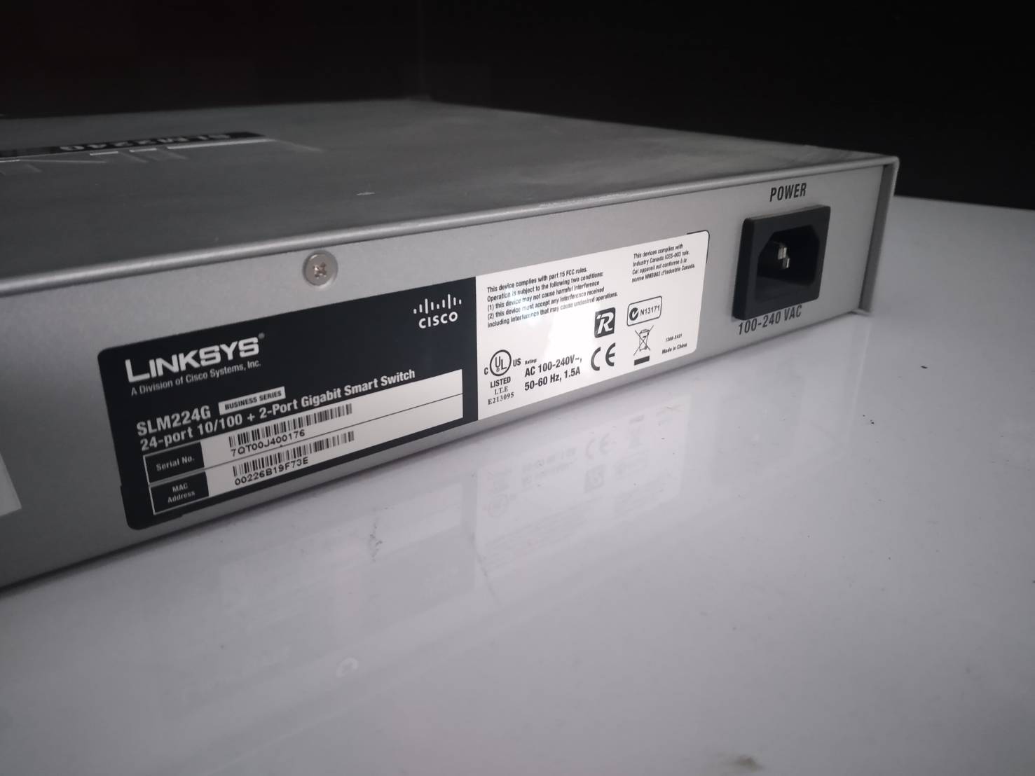 LINKSYS CISCO SLM 224G 24 PORT +2 PORT GIGABIT SMART SWITCH