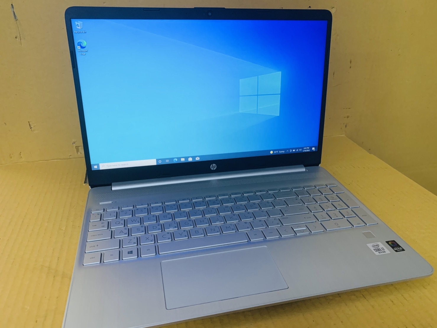 โน้ตบุ๊ค Notebook HP 15s-fq1002tu - 15.6 inch Full HD