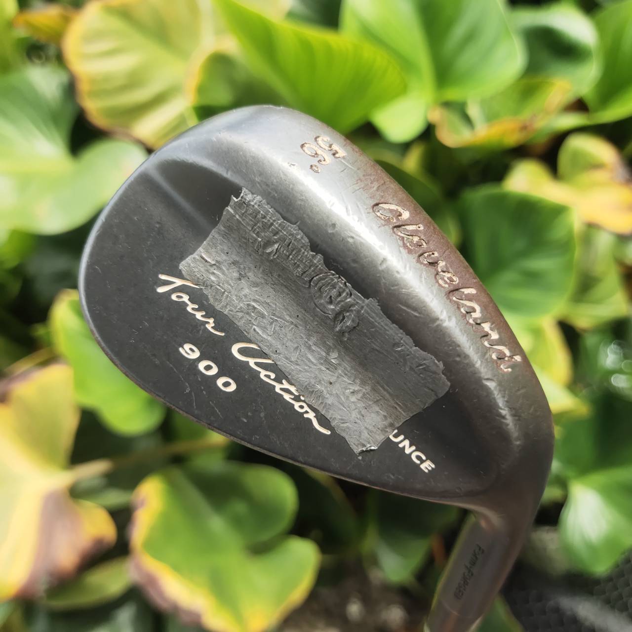 WEDGE CLEVELAND TOUR ACTION 900 Loft 56 FROM FORGED ให้ฟีลลิ่งนุ่ม แน่นทุกช็อต