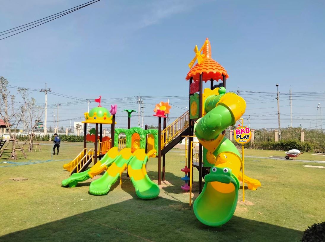 เครื่องเล่นสนามกลางแจ้ง,ชุดมงกุฏกังหันหรรษา สไลเดอร์, กระดานลื่น, สนามเด็กเล่น สวนสนุกเด็ก งบสพฐ ประชารัฐ, ราคาโรงงาน