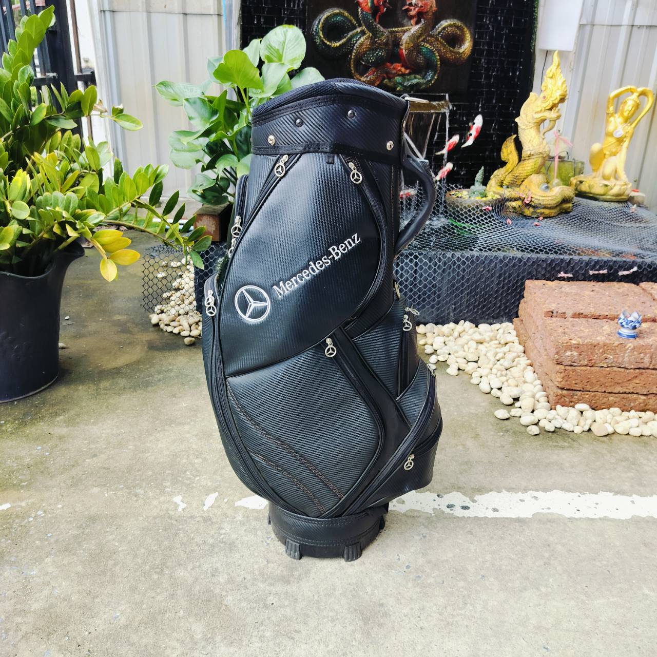 *** ไม่มีสายสะพาย *** ถุงกอล์ฟ MERCEDES BENZ ถุงลายเคฟล่าสวย ดุดันมากค่ะ ไม้กอล์ฟพรีเมี่ยมญี่ปุ่นมือสอง ของแท้ By NakaraLuxurious