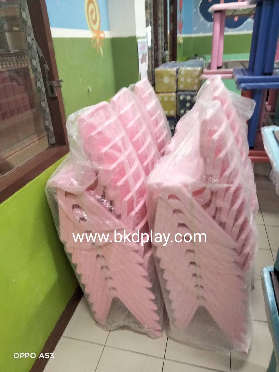 ชุดโต๊ะสี่เหลี่ยมผืนผ้าพร้อมเก้าอี้6ตัว ,โต๊ะนักเรียน ขาเหล็ก,ชุดโต๊ะพร้อมเก้าอี้, ปรับระดับได้พร้อมส่ง สำหรับเด็ก อนุบาล โรงเรียน เนอสเซอรี่ ศูนย์พัฒนาเด็กเล็ก