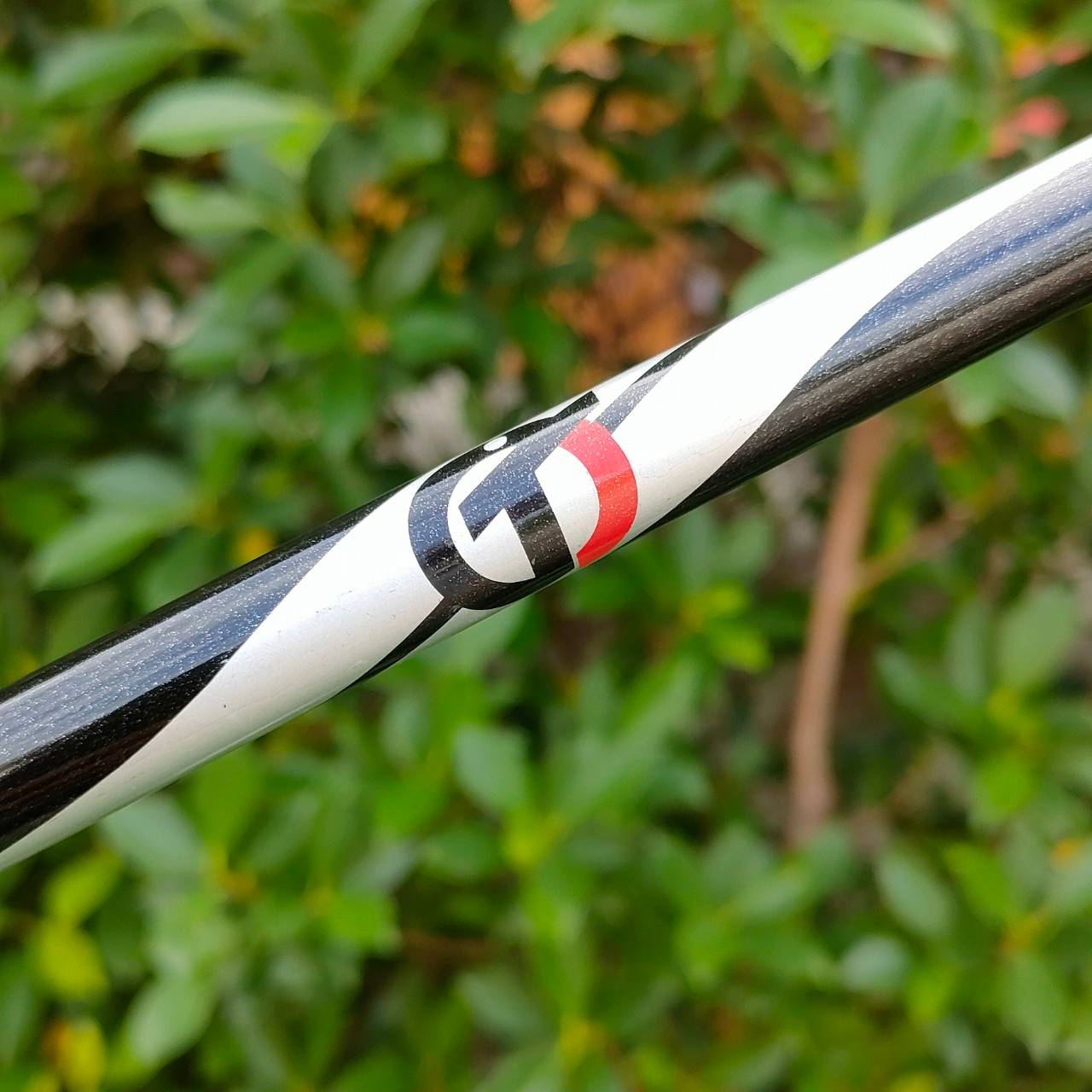 **ไม้กอล์ฟสำหรับผู้หญิง** ชุดเหล็ก T-ZOOM X5 มีเหล็ก 4-9 เเละ PW SW ก้าน MEMORY ACTION FLEX L เป็นเหล็ก FORGED CAVITY ตีง่าย วัสดุดีมากๆ นุ่มครับ ของใหม่รุ่นนี้ออกมา 39,899