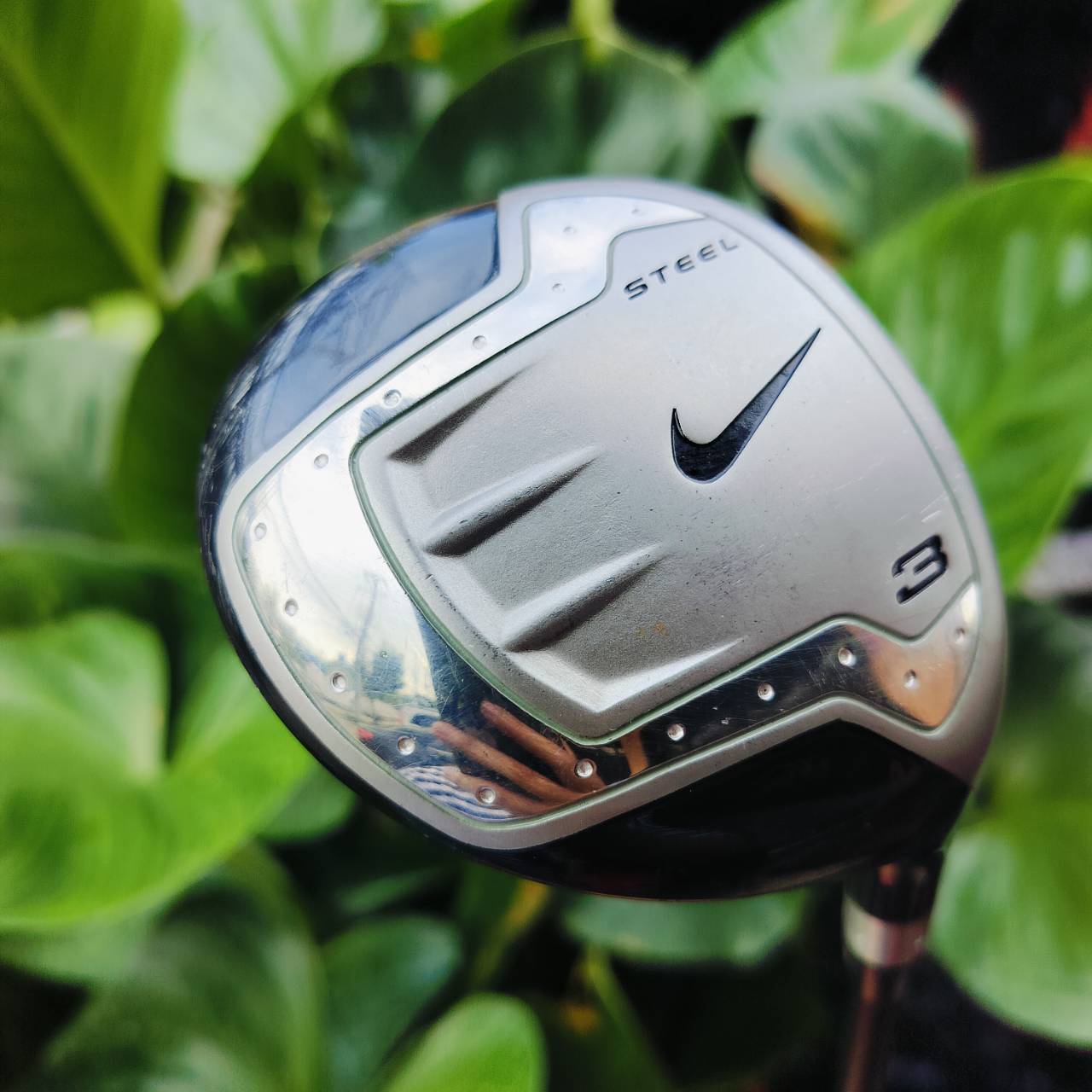 FW3 NIKE STEEL ออกแบบเรียบหรูและตีดีมาก วัสดุเหมาะกับ FW มากที่สุด ไม้กอล์ฟพรีเมี่ยมมือสอง ของแท้ By NakaraLuxurious