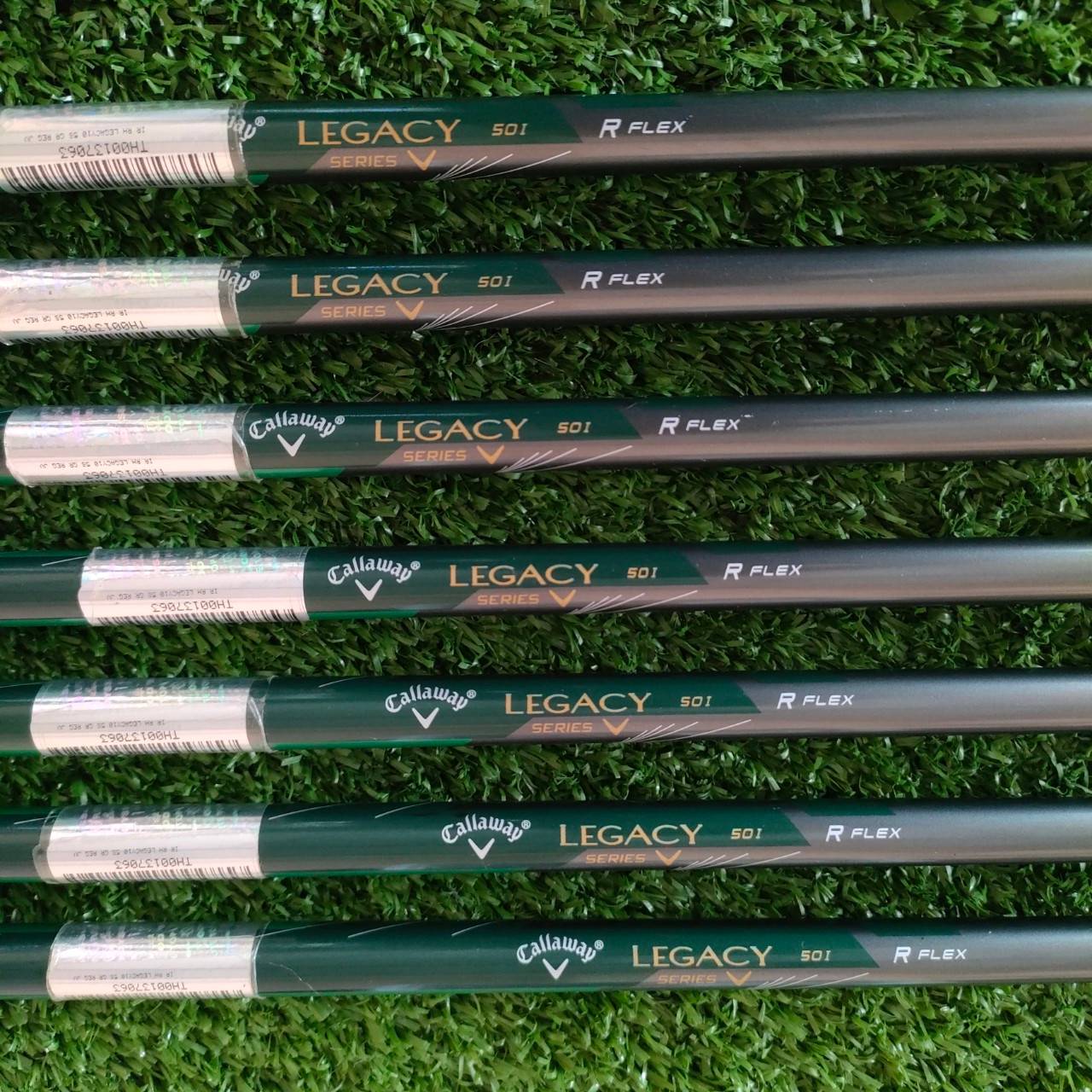 ชุดเหล็ก CALLAWAY LEGACY V มีเหล็ก 5-9 เเละ PW SW ก้าน LEGACY FLEX R เป็นเหล็กเนื้อ FORGED แท้!! แต่ยังมี CAVITY ที่ลึกมากซึ่งต้องใช้ FORGED เยอะมากๆ ไม้กอล์ฟมือสอง ของแท้ BY NakaraLuxurious