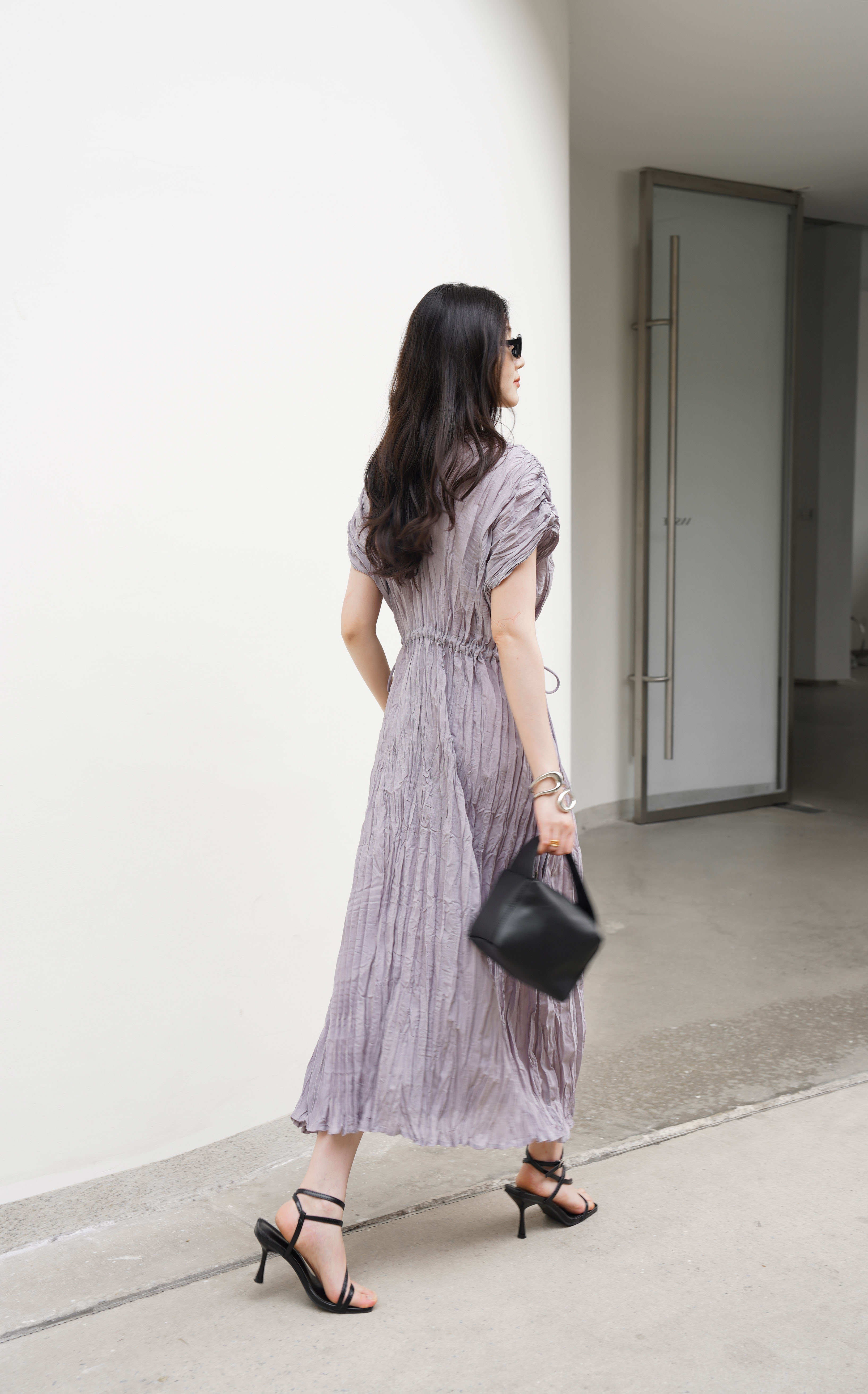 ปรับราคาลง20%!! 2MUAY รุ่น GJO3558 เดรสพลีทคุณภาพ V NECK WAIST TIE PLEATED DRESS 6 สี FREE SIZE