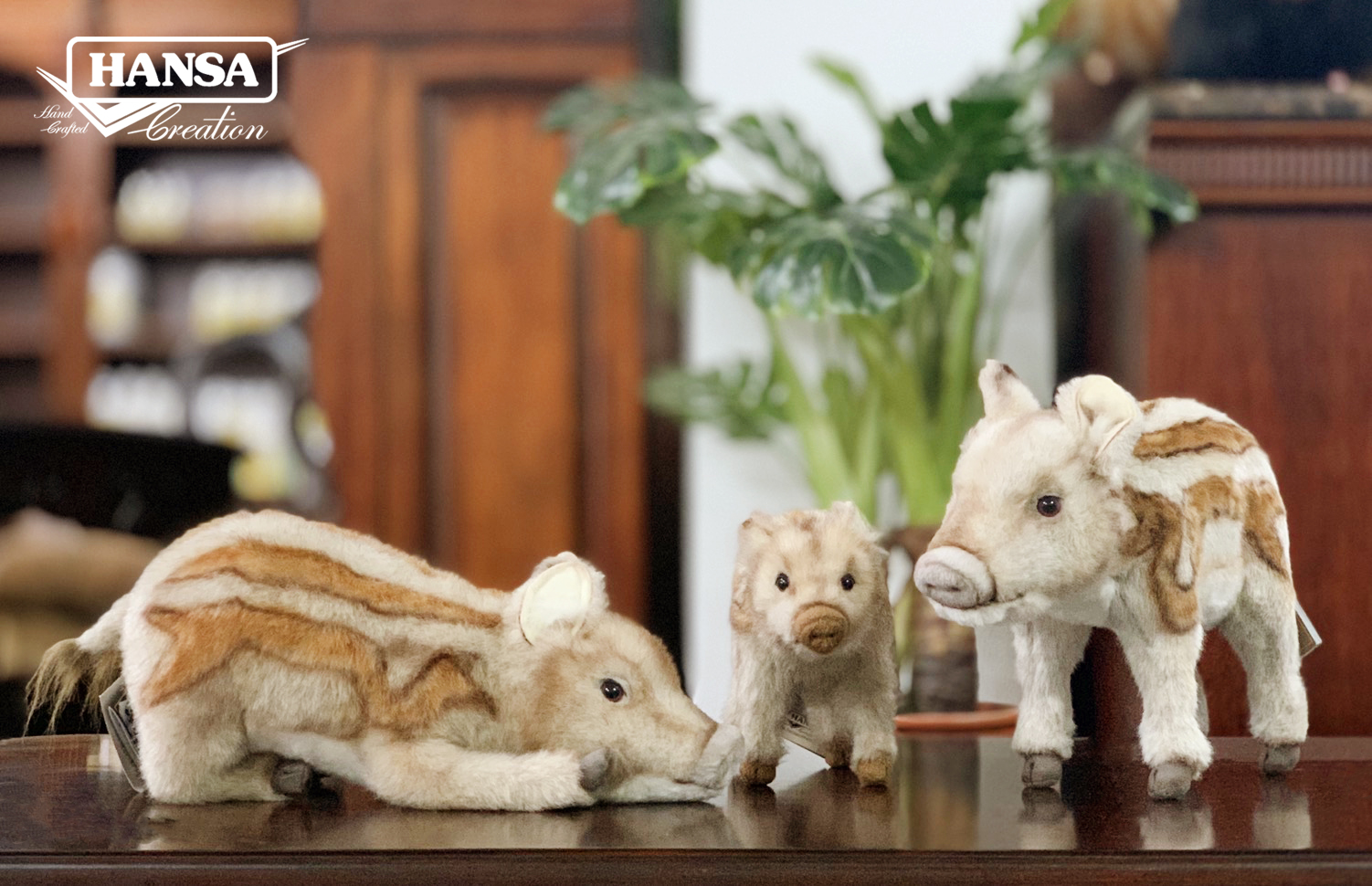 5027 Wild Pig Baby Laying 37 cm.L